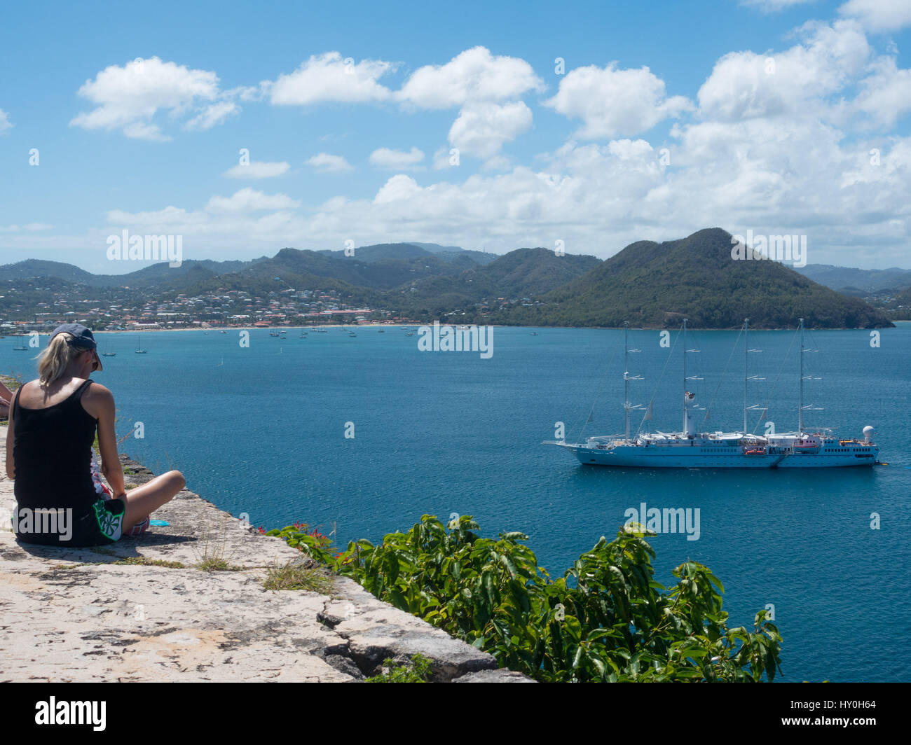 Vista di Rodney Bay a St Lucia, nei Caraibi, da Rodney Fort Foto Stock