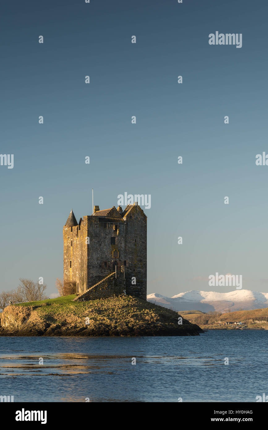 Castle Stalker su un bellissimo inverno di mattina Foto Stock