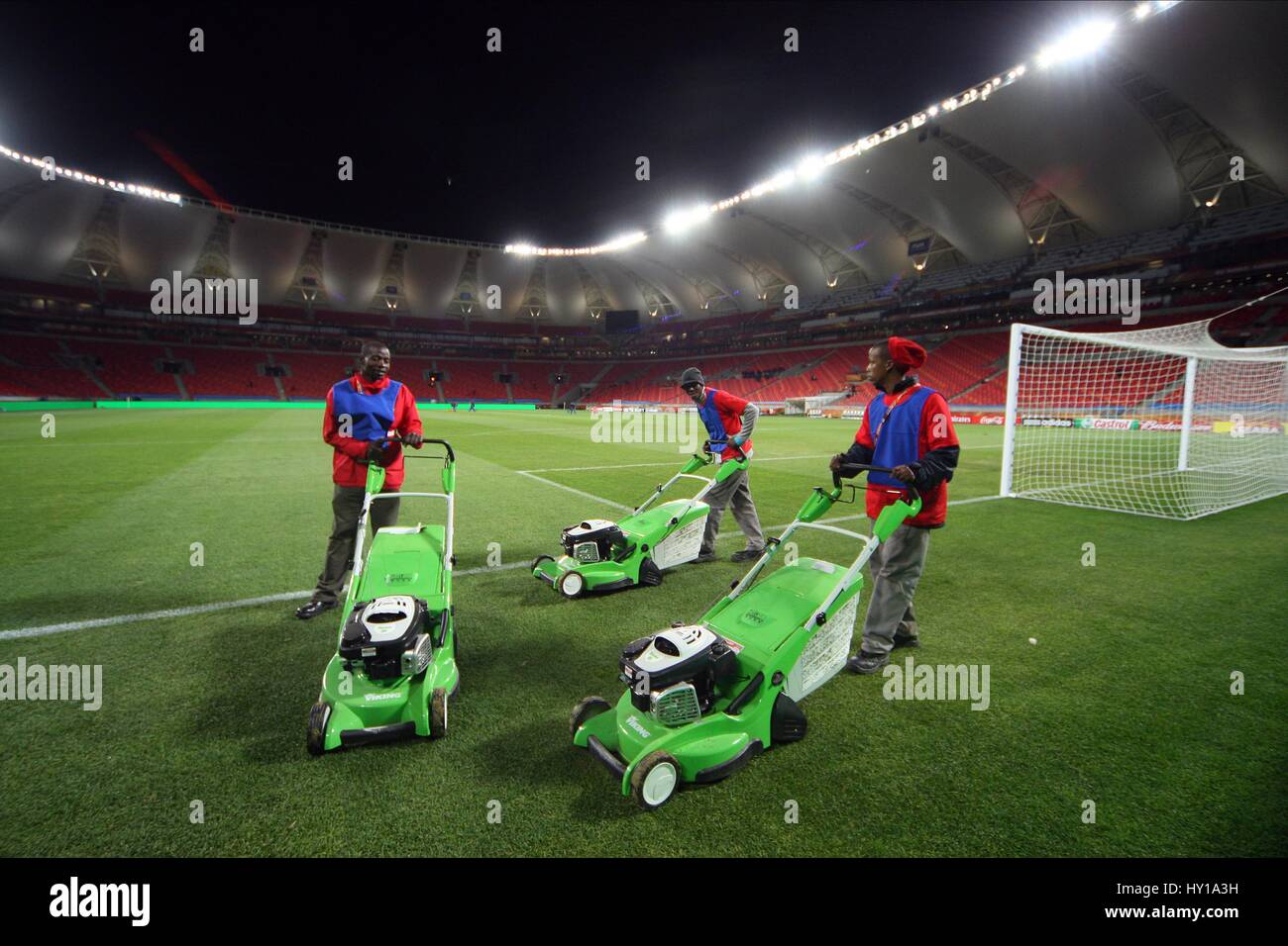 Tosaerba DURBAN STADIUM CILE V SVIZZERA CILE V SVIZZERA NELSON MANDELA BAY STADIUM DI PORT ELIZABETH SUDAFRICA 21 Ju Foto Stock