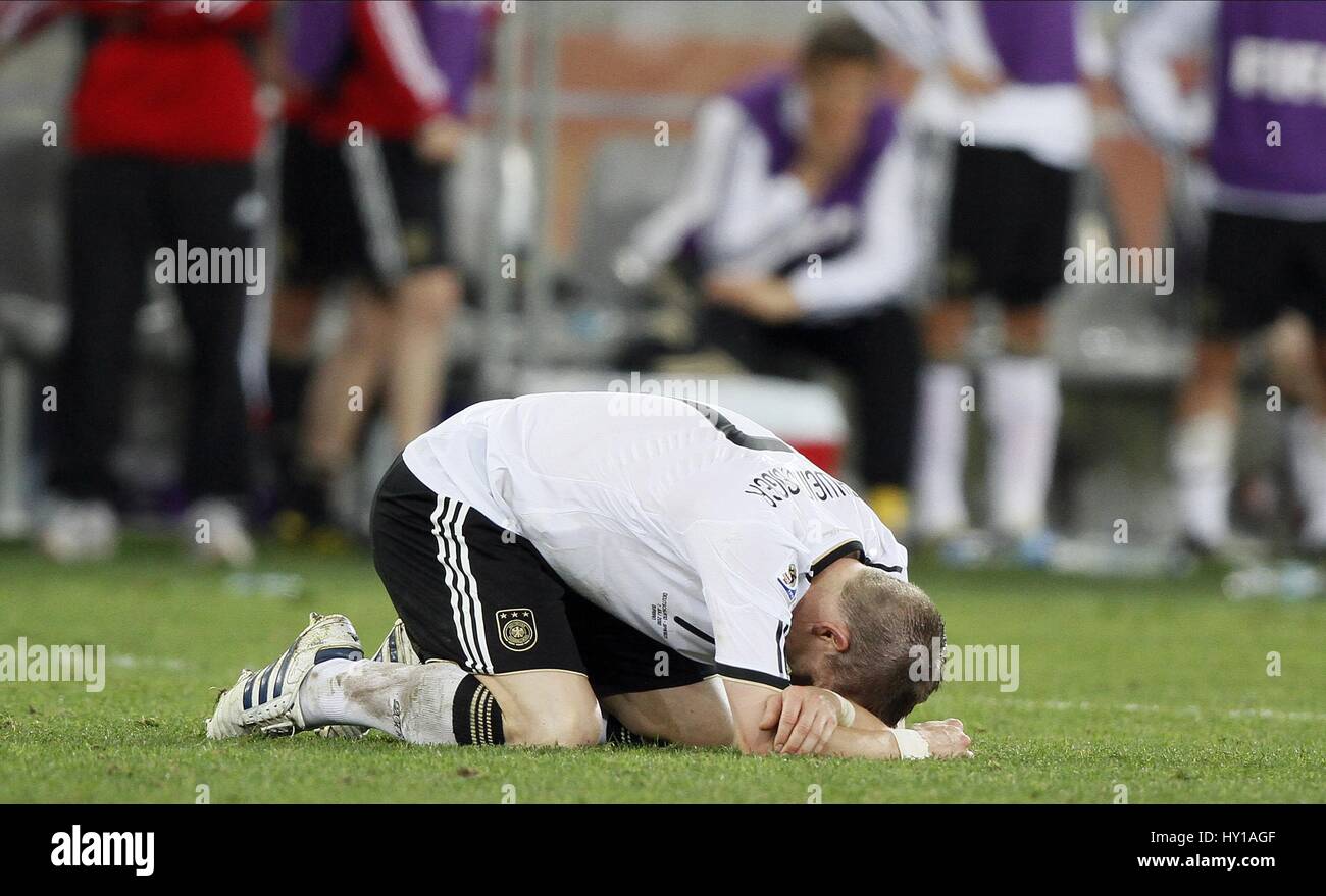 BASTIAN SCHWEINSTEIGER DOPO T GERMANIA V SPAGNA DURBAN STADIUM DURBAN SUD AFRICA 07 Luglio 2010 Foto Stock