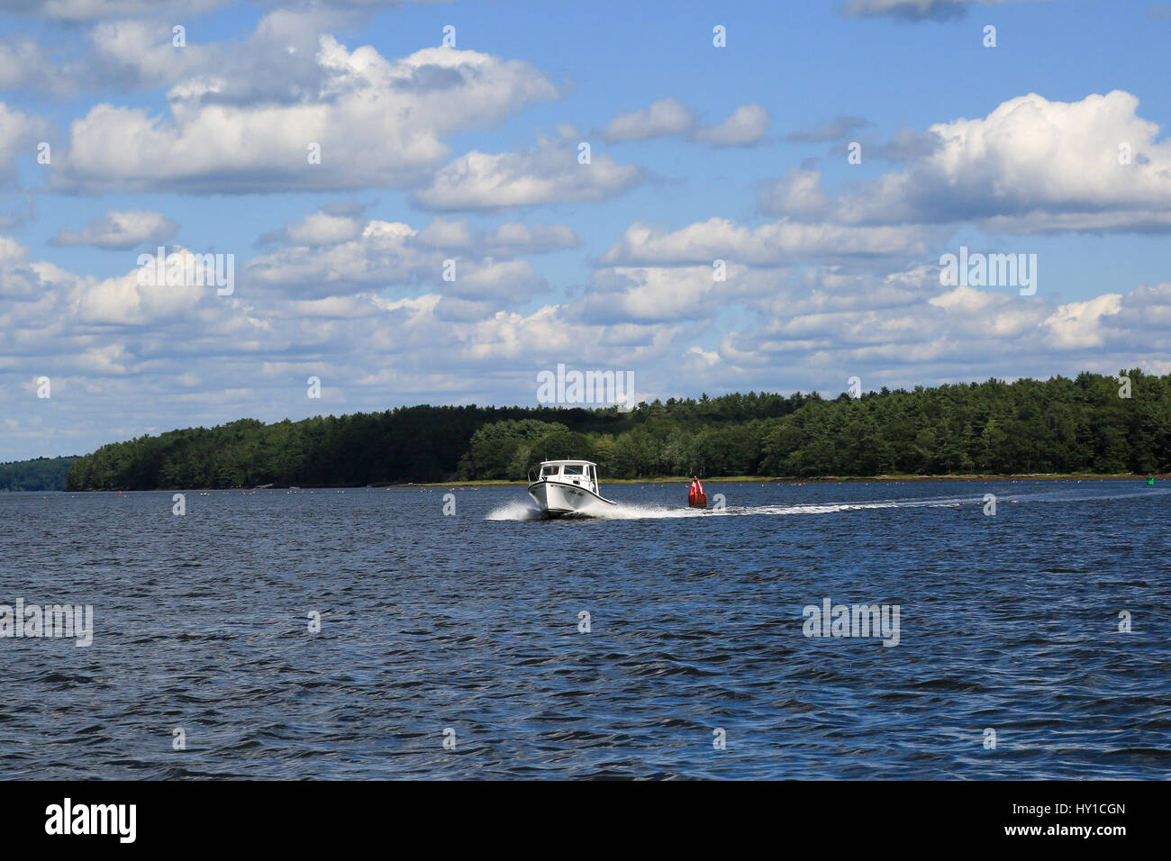 Motorboating nel Maine Foto Stock