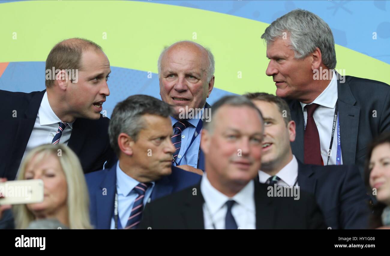 Il principe William DUCA DI CAMBRID SLOVACCHIA INGHILTERRA EURO 2016 GR STADE GEOFFROY GUICHARD SAINT-ETIENNE FRANCIA 20 Giugno 2016 Foto Stock