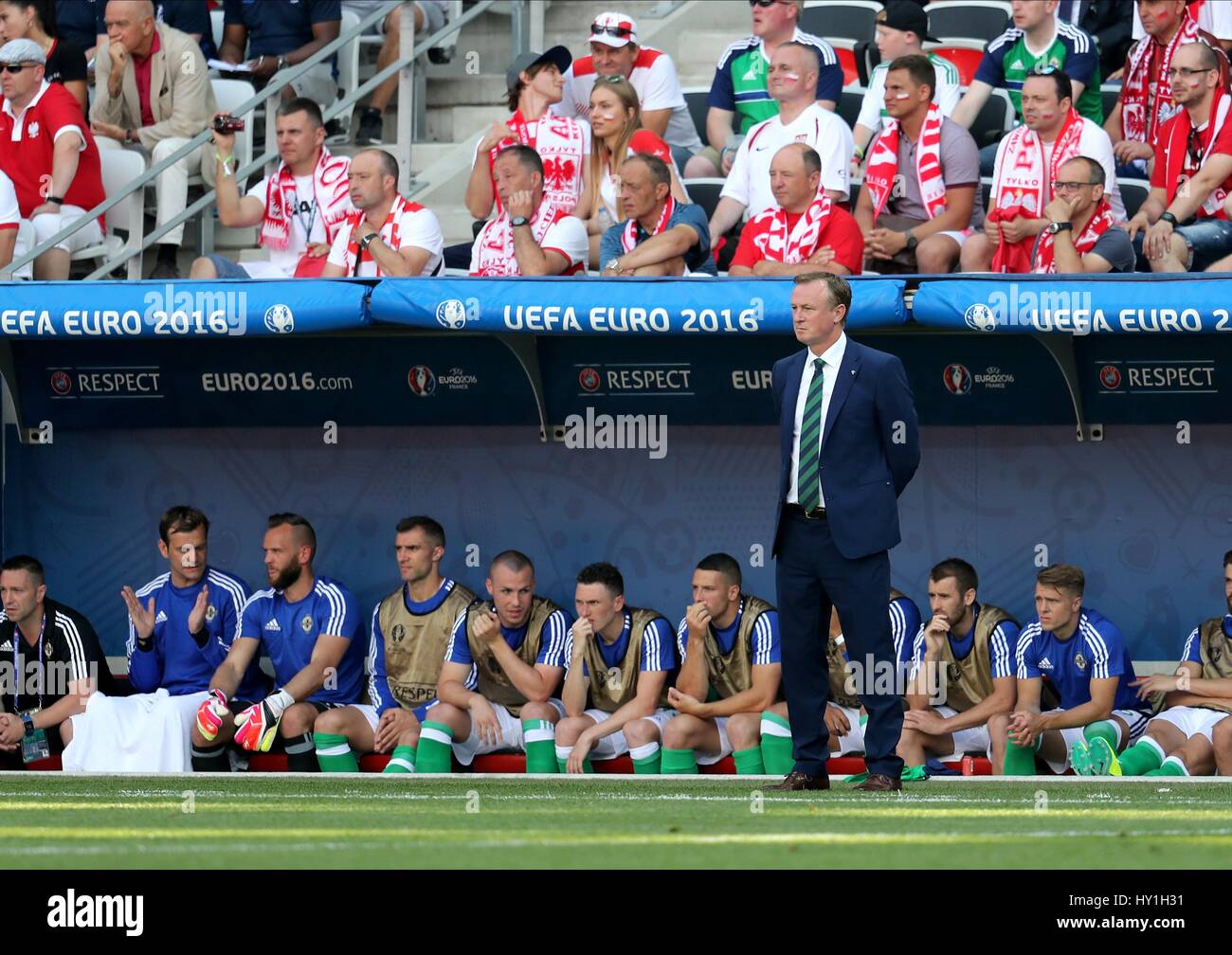 Irlanda del Nord MANAGER MICHA POLONIA V IRLANDA DEL NORD STADE DE NICE NICE Francia 12 giugno 2016 Foto Stock