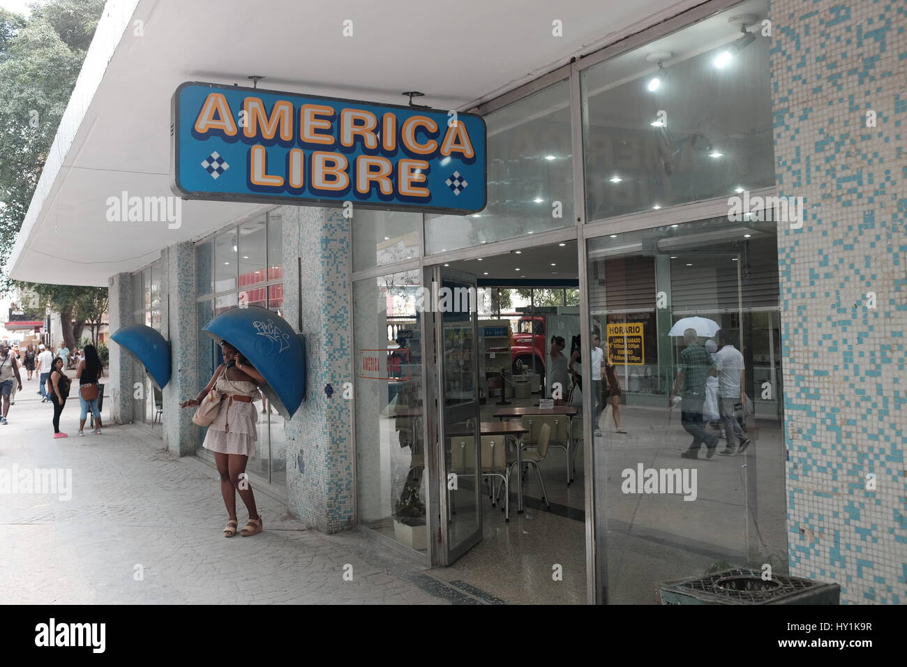 America Libre store Havana Cuba 2017 Foto Stock