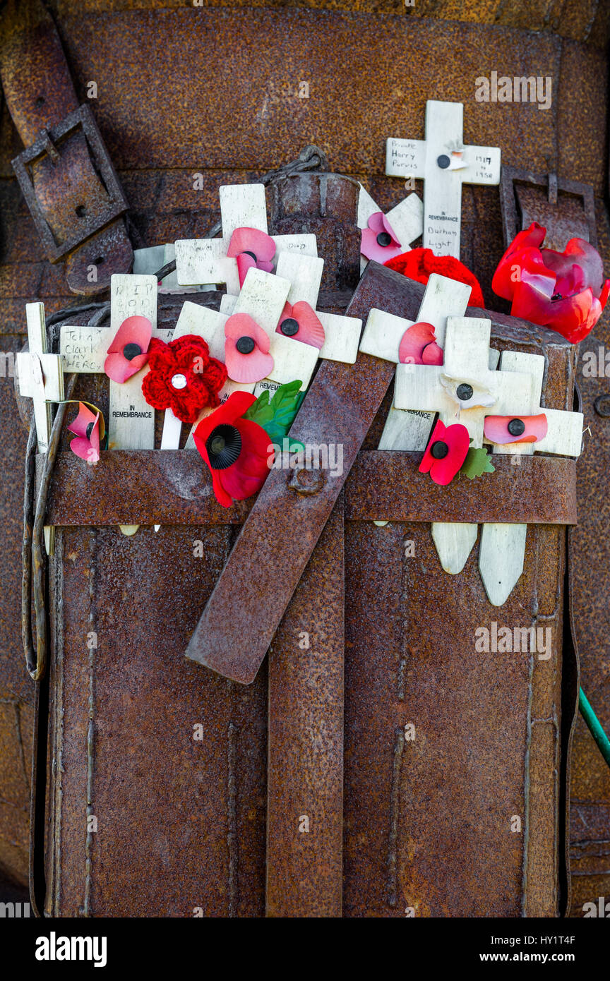 Tommy, l'acciaio prima saldatura world war memorial a Seaham, County Durham, Regno Unito Foto Stock