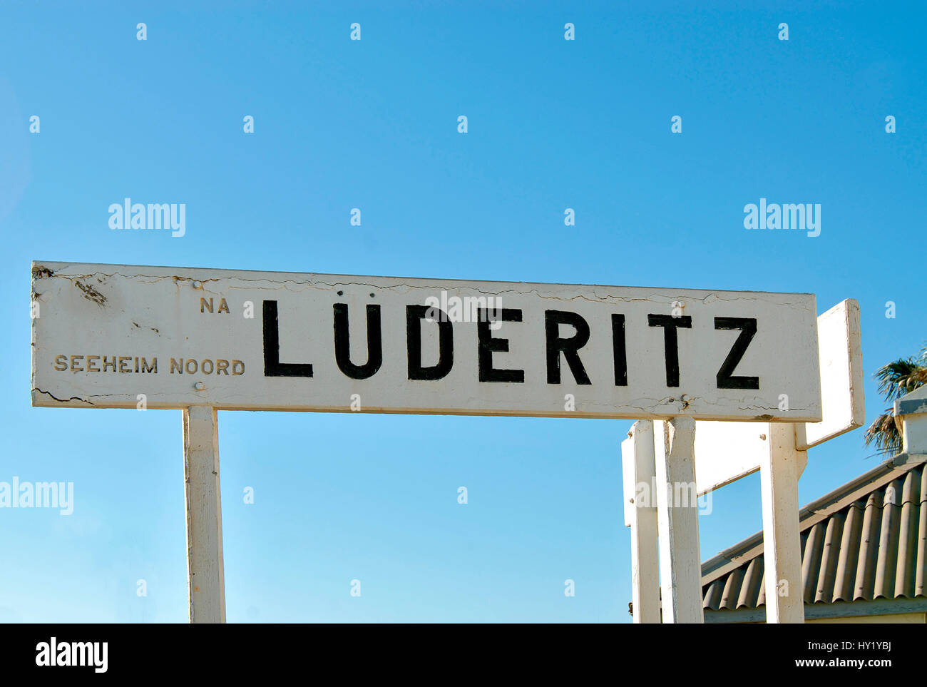 Immagine del tedesco della stazione ferroviaria segno di LÃ¼deritz in Namibia. Foto Stock