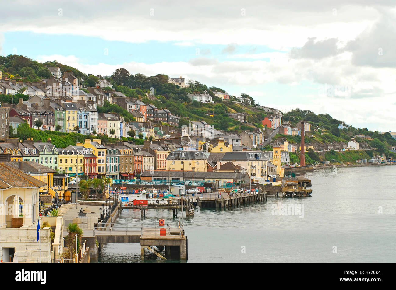 Immagine pittoresca della città costiera di Cobh, Irlanda. Foto Stock