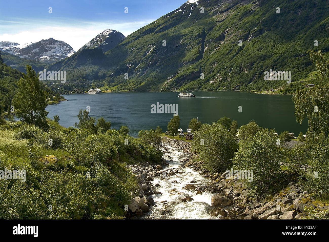 Landschaft am Gejranger Fjord in Norwegen Foto Stock