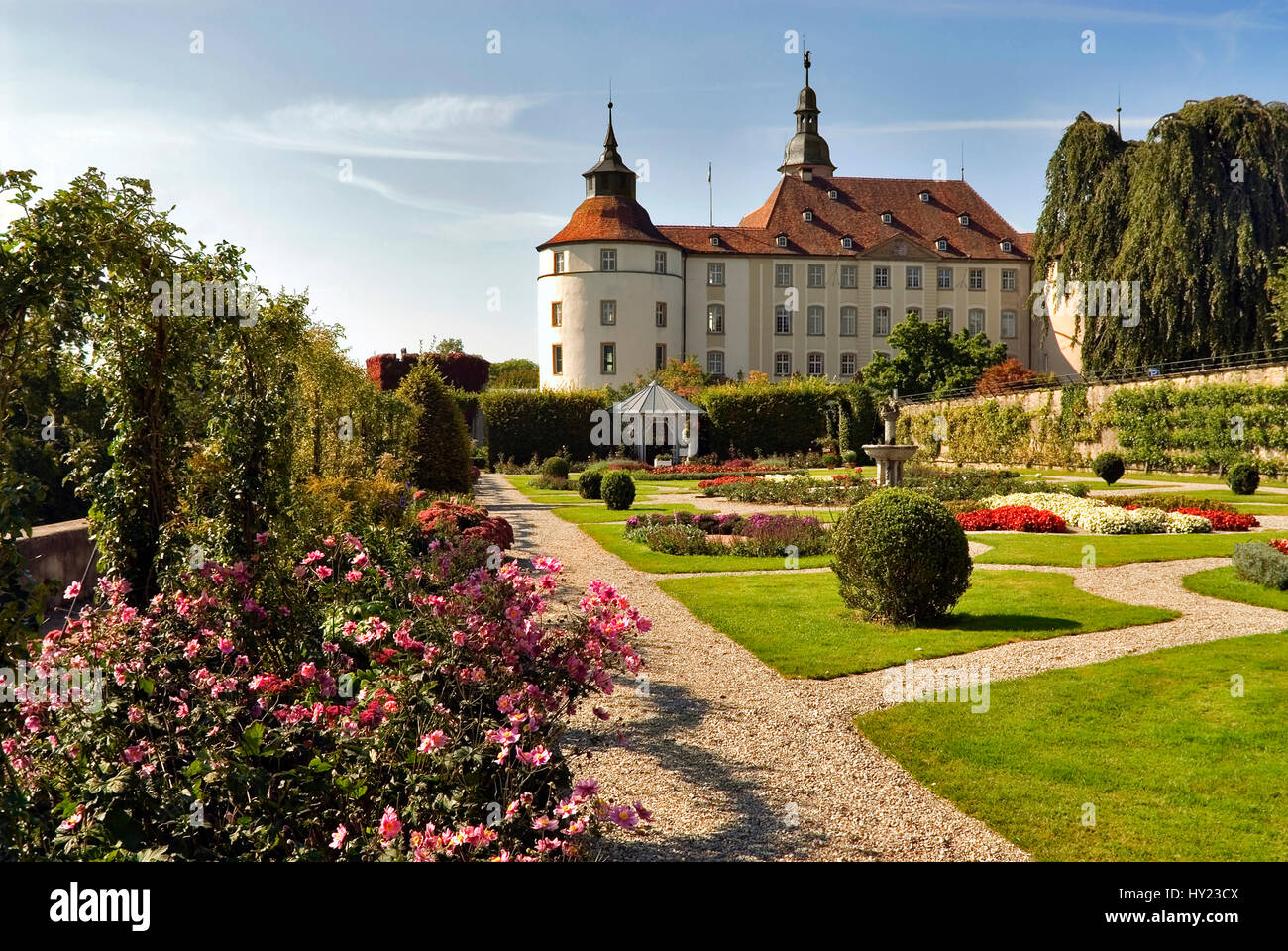 Das Renaissanceschloss Langenburg a Baden WÃ¼rtemberg in Deutschland. Vista a Burg Schloss Langenburg a Baden Wuertemberg, Germania meridionale. Foto Stock