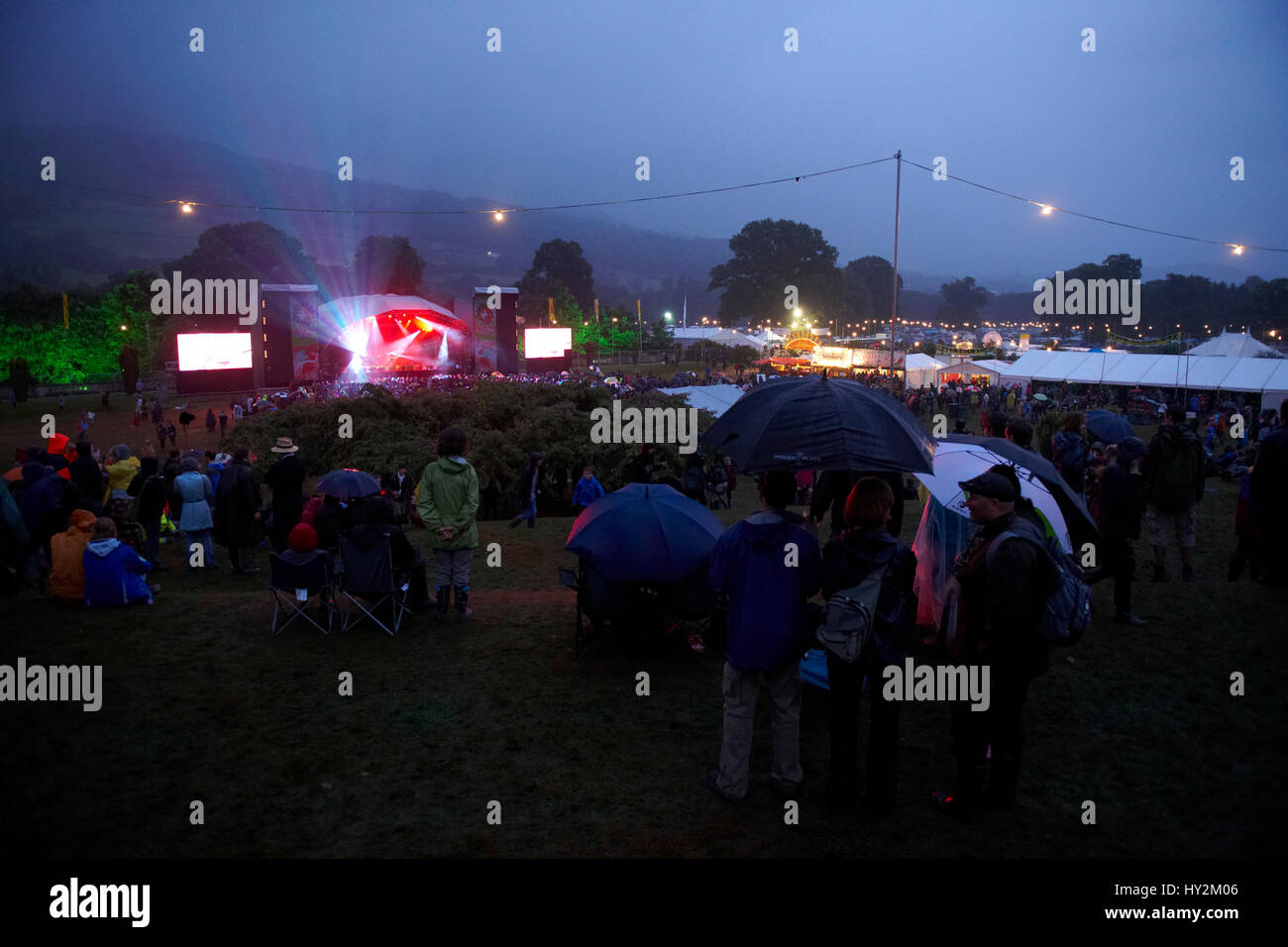 Live band suonare sul palco, Green Man festival, Galles Foto Stock