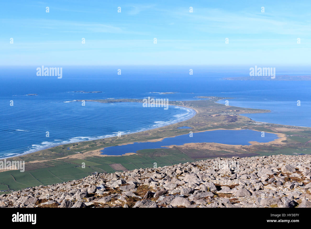 Guardando a Nord verso la Maharees da Stradbally montagna sulla penisola di Dingle, nella contea di Kerry, Irlanda Foto Stock