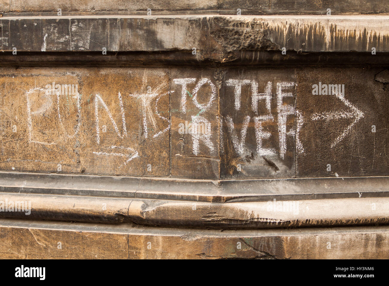 Scrivere sul muro in Cambridge. Indicazioni per il fiume. Foto Stock