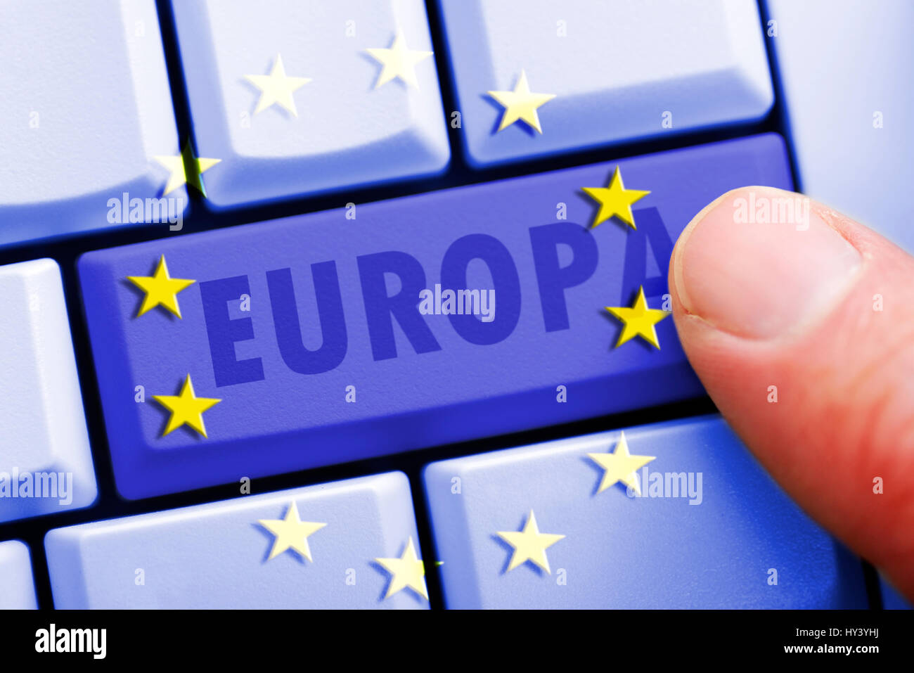 Chiave del computer con l'etichetta l'Europa europea uniforme in materia di protezione dei dati, ordine Computertaste mit der Aufschrift Europa, einheitliche europaeische Datensc Foto Stock