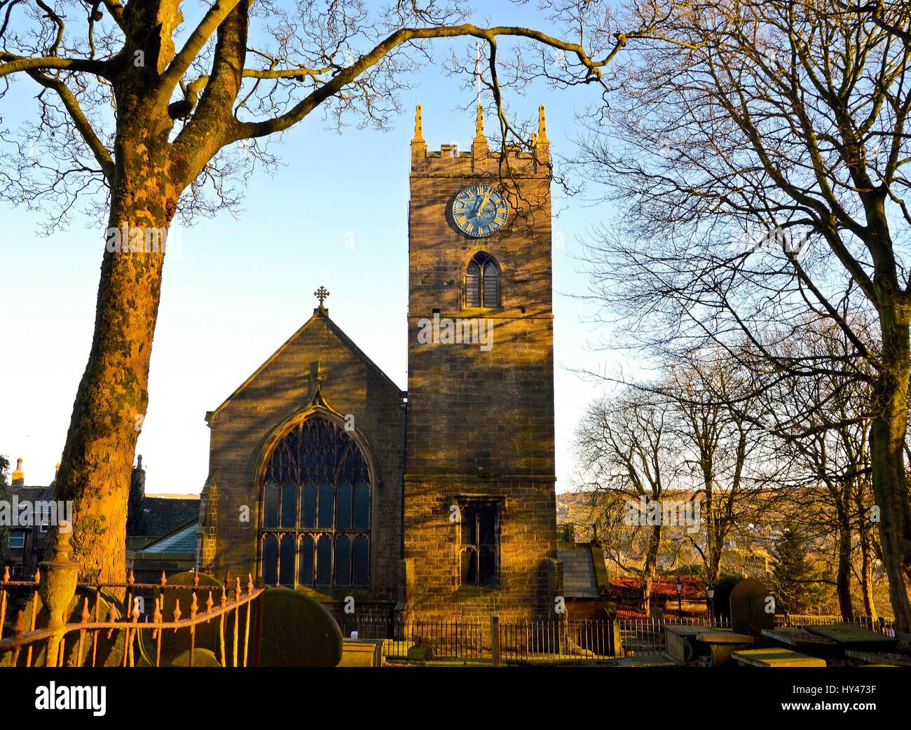 San Michele e Tutti gli Angeli' Chiesa Haworth Foto Stock