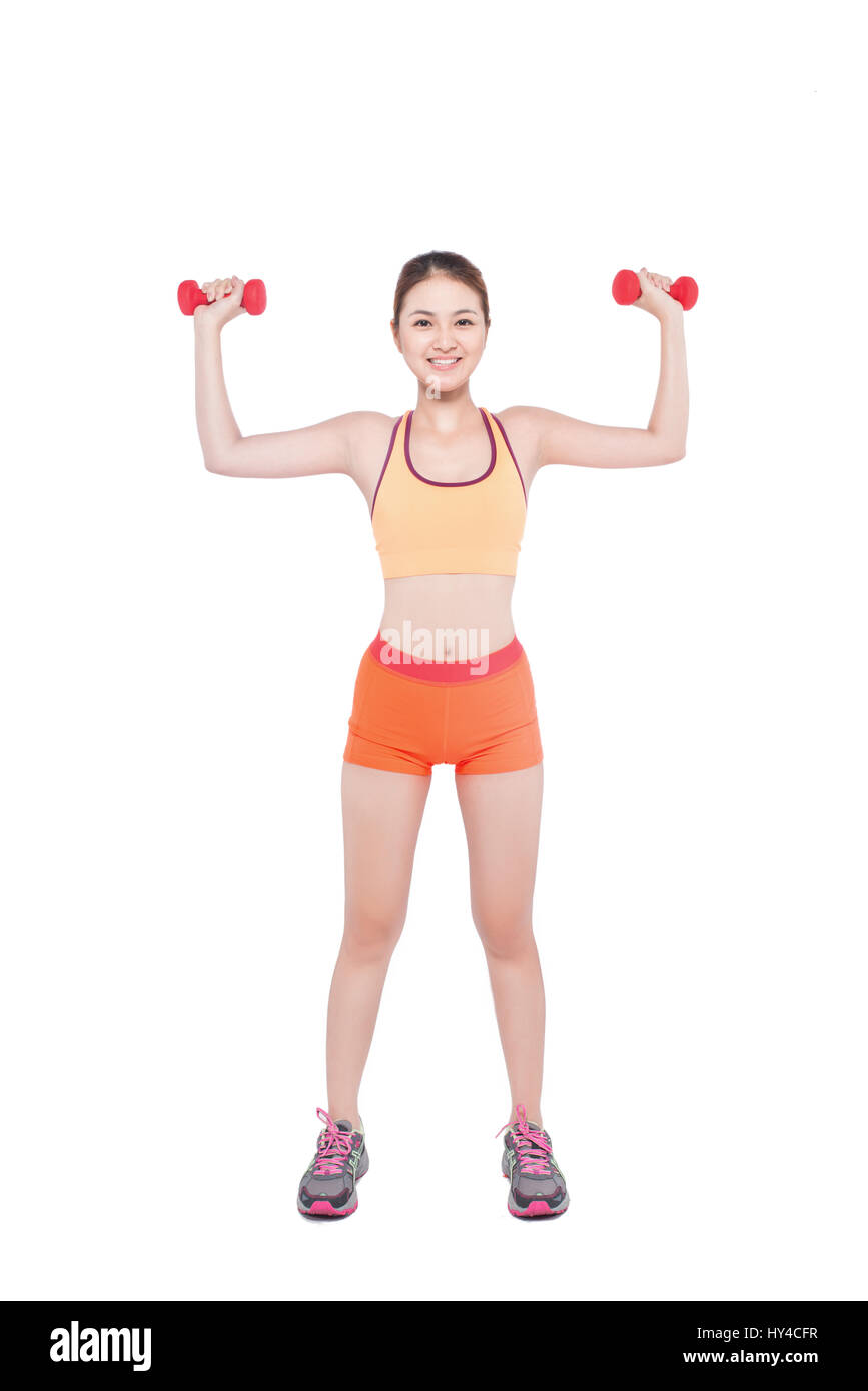 Corpo pieno di giovani Allegra donna sorridente con il manubrio. Isolato su bianco. Foto Stock