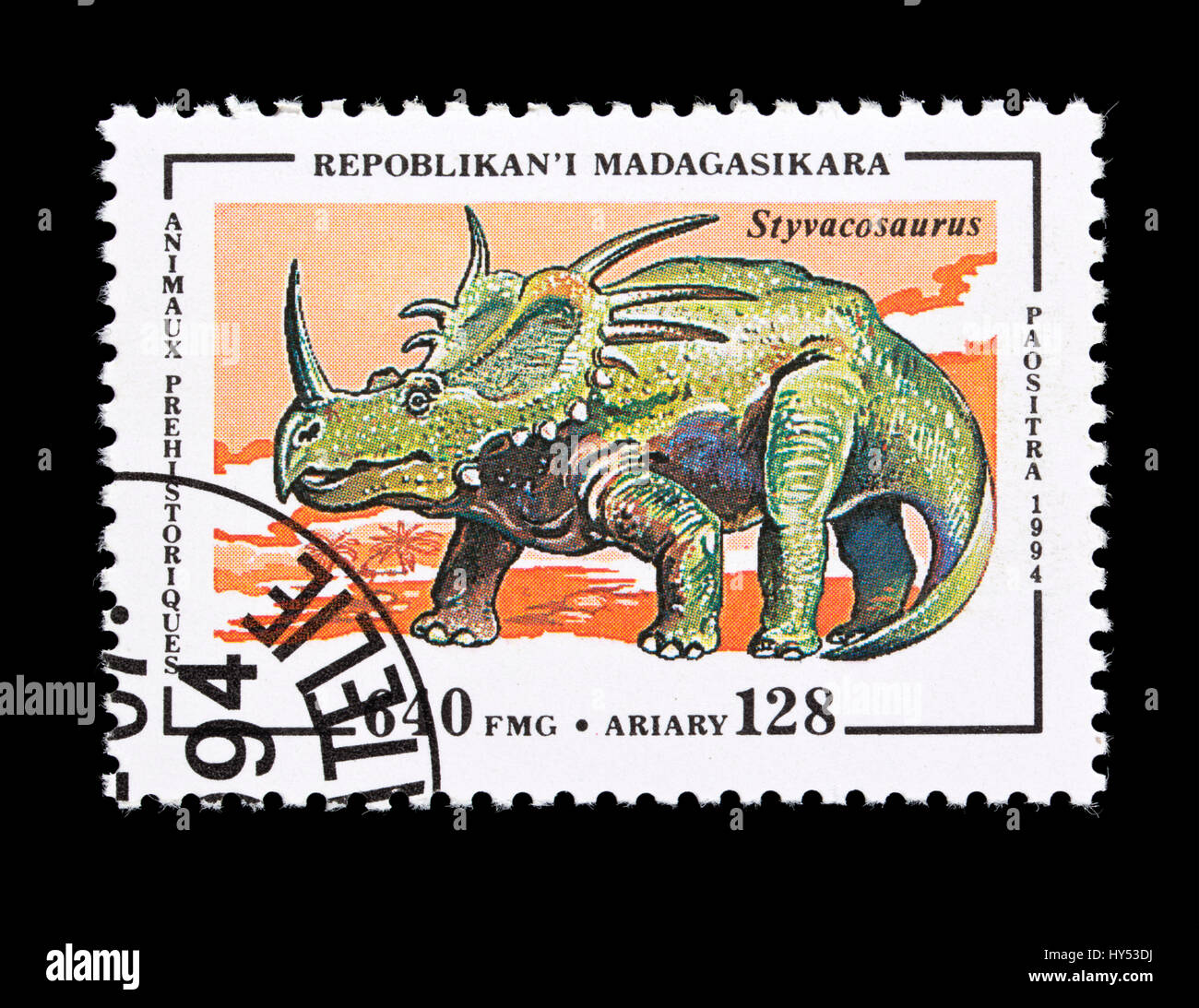 Francobollo dal Madagascar raffigurante un dinosauro styvacosaurus Foto Stock