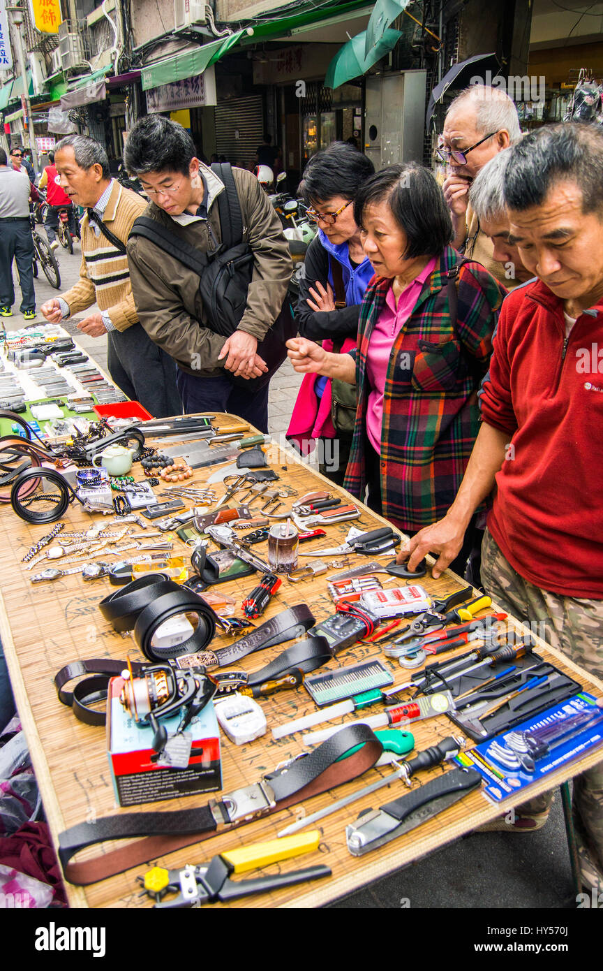 Di seconda mano street market, Xichang Road, Wanhua, Taipei, Taiwan Foto Stock