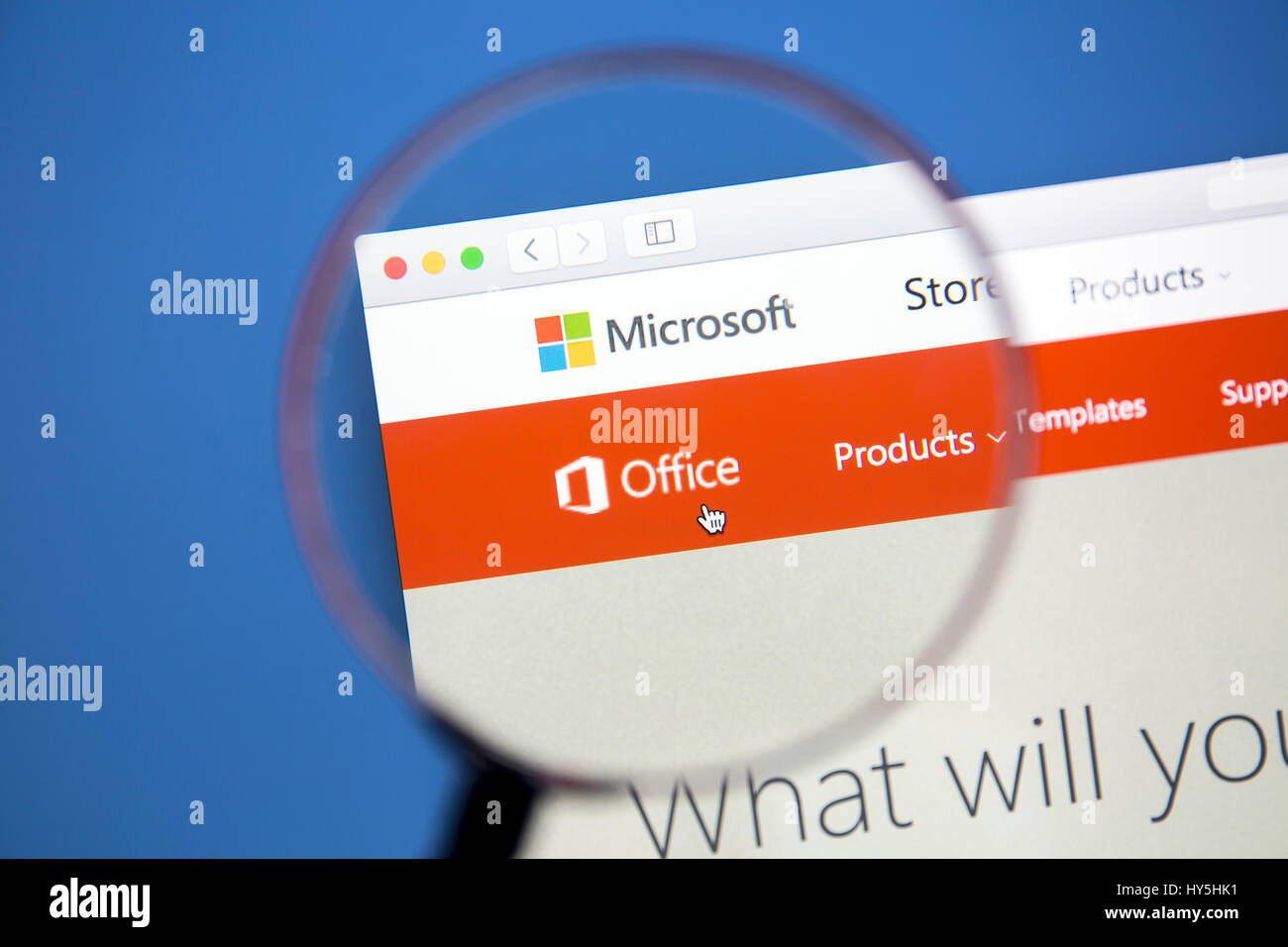Sito Web Microsoft Office sullo schermo di un computer. Microsoft Office è una suite office di applicazioni sviluppate da Microsoft Foto Stock