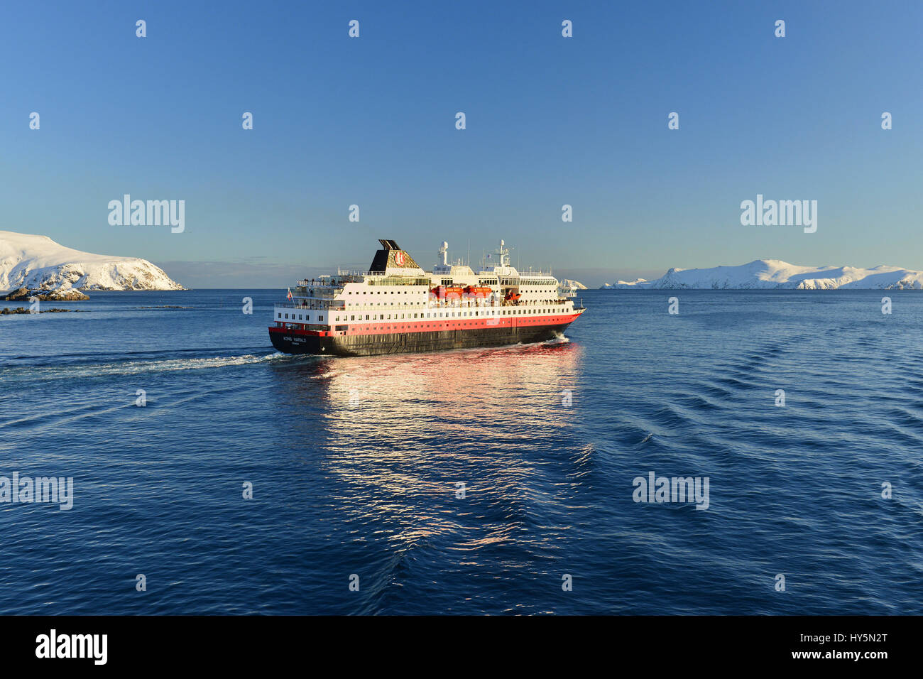 Mail nave Kong Harald, Mare del Nord, Havøysund, Mare di Norvegia, Finnmark County, Norvegia Foto Stock