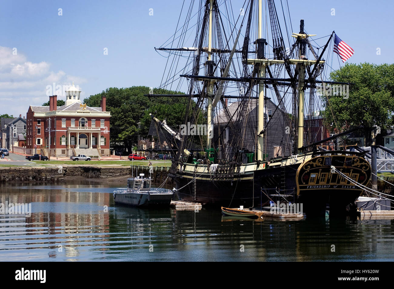 L AMICIZIA DI SALEM -- SALEM National Historic Site l amicizia di Salem è un 171-piedi replica di un 1797 East Indiaman. Salem, Massachusetts Foto Stock