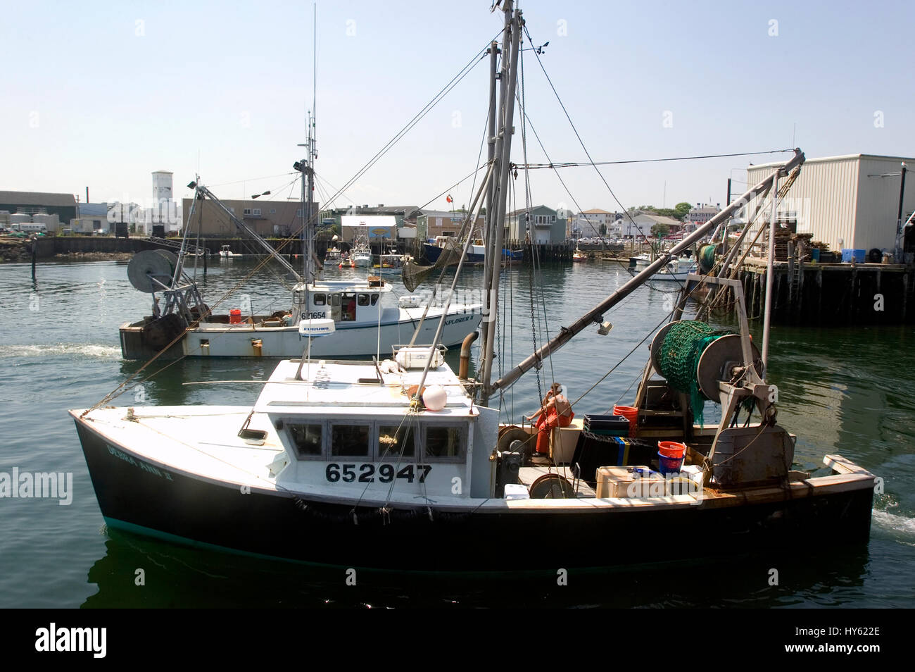 La pesca commerciale di barche nel porto di Gloucester, Massachusetts Foto Stock