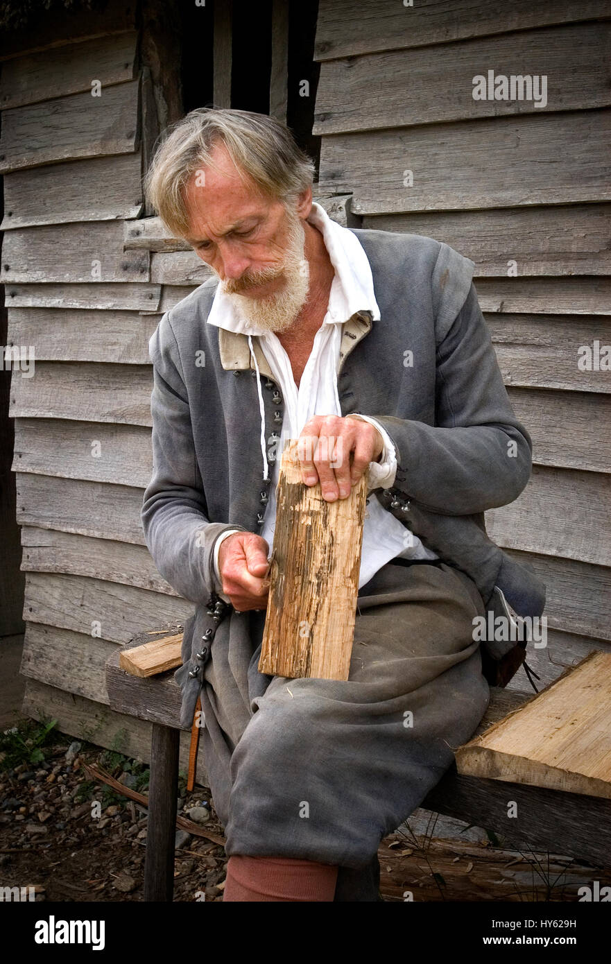 Un attore del periodo (1621) alla Plantation di Plymouth, Massachusetts ora conosciuto come Plimoth Pataxet Foto Stock