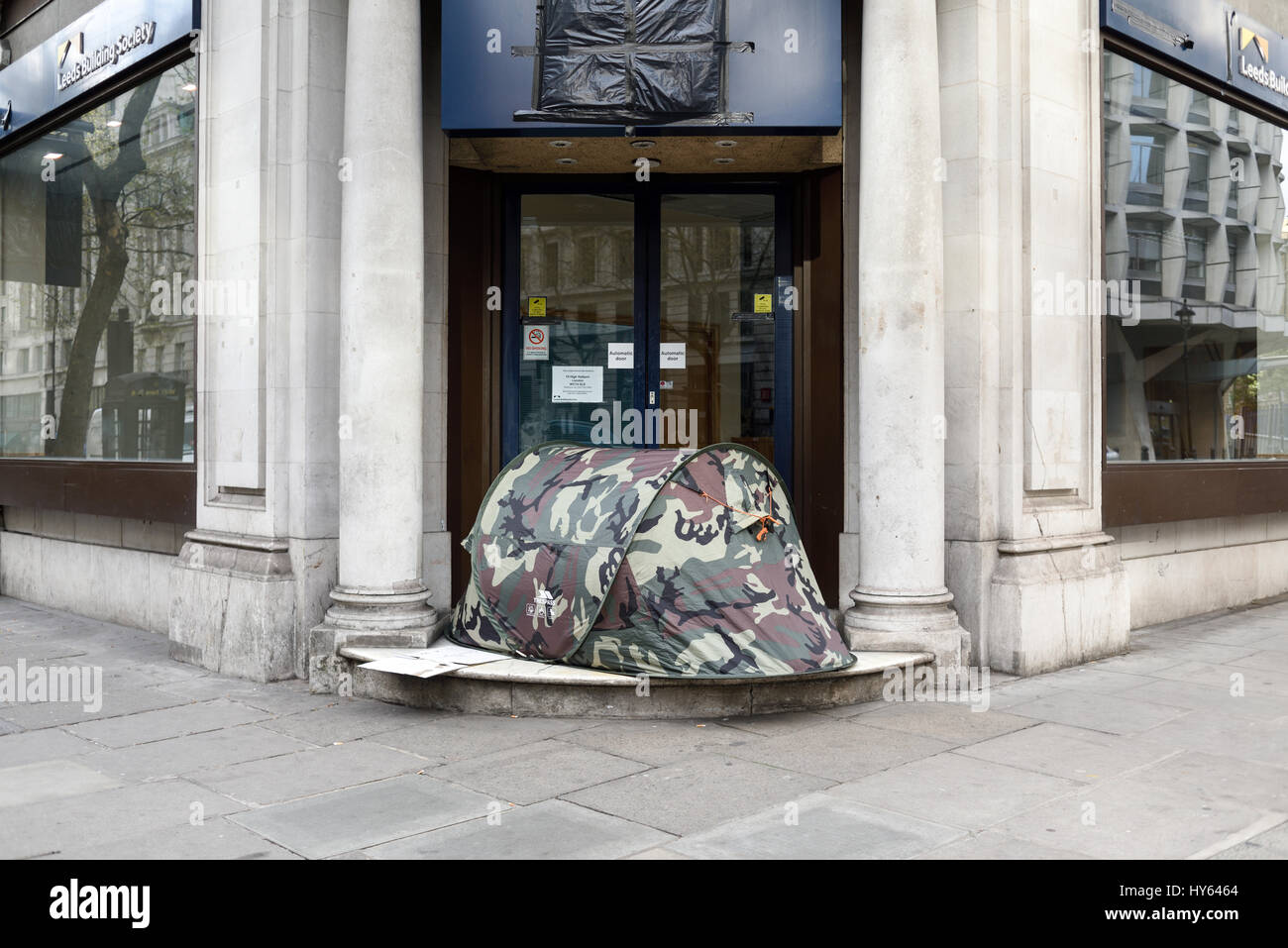 La persona senza dimora sonno agitato,UK.Il centro di Londra. Foto Stock