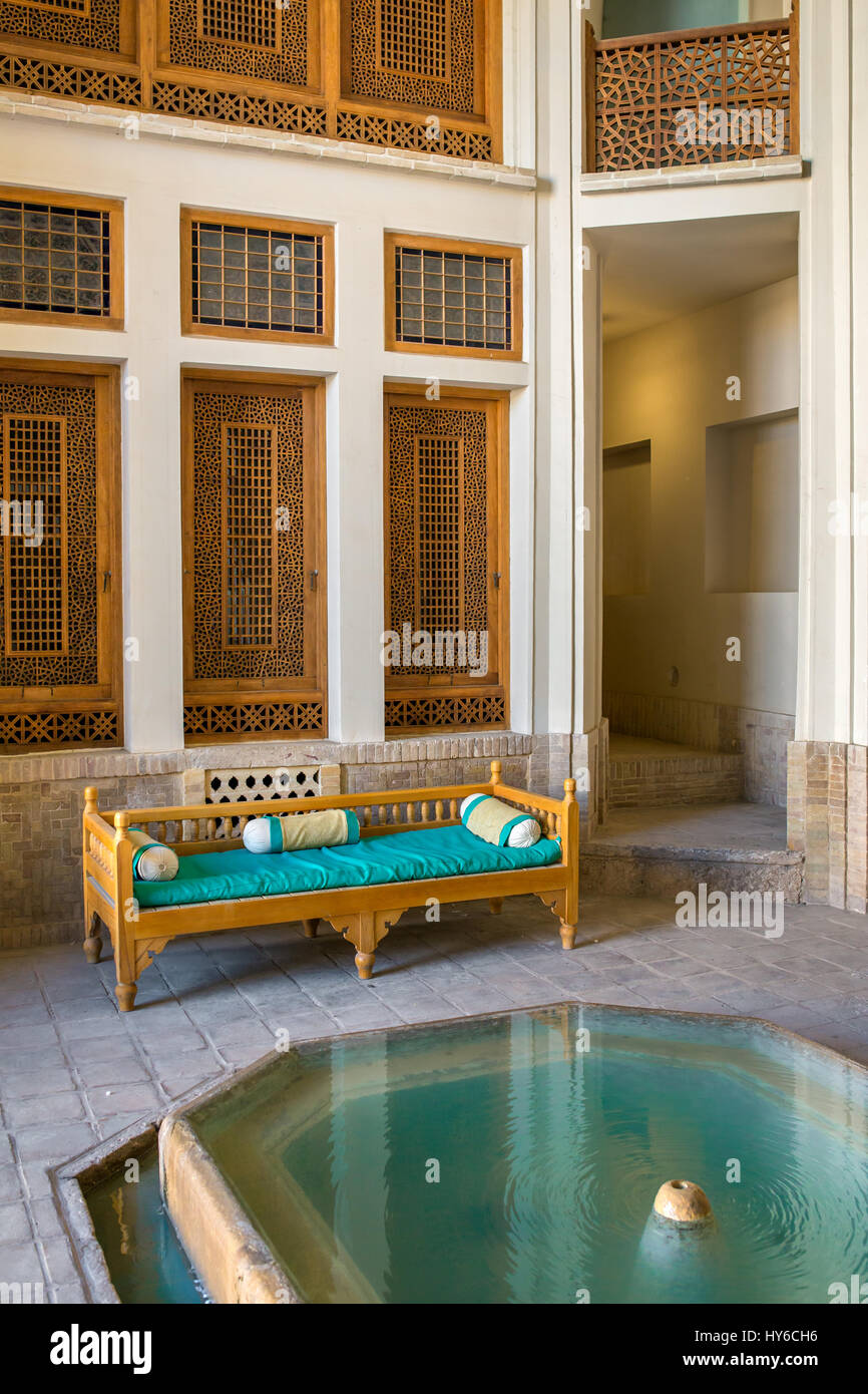 Kashan, Iran - Dicembre 9, 2015: interni di Ameri storica casa a Kashan, Iran Foto Stock