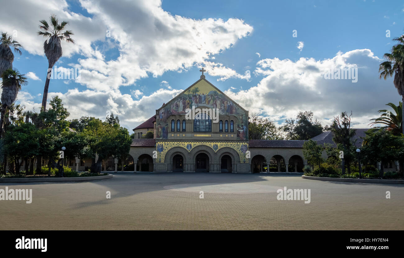 La Chiesa commemorativa in Quad principale della Stanford University Campus - Palo Alto, California, Stati Uniti d'America Foto Stock