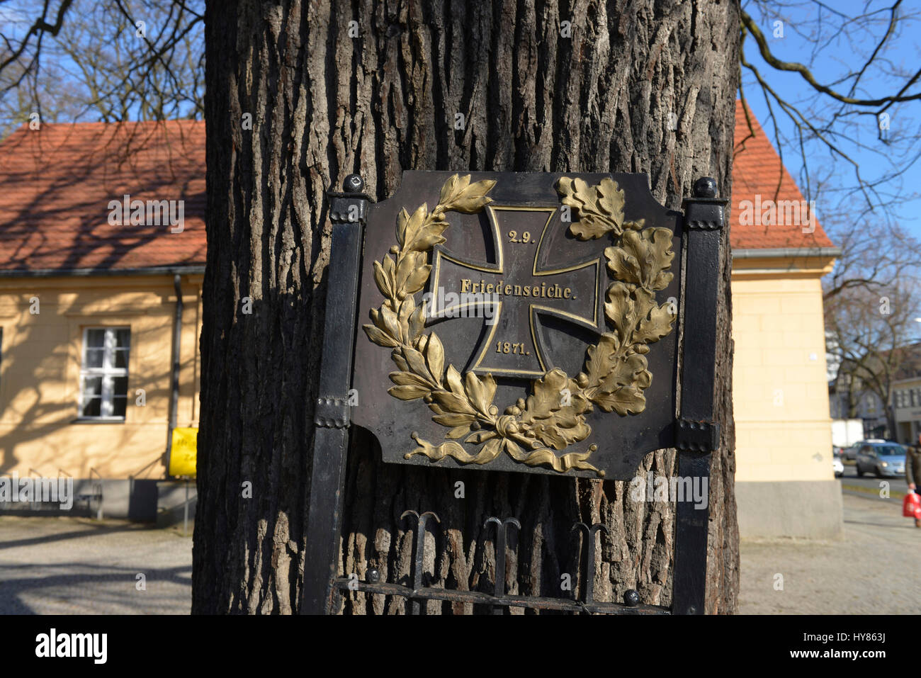 La pace oak, casa museo, avenue argilla, villaggio Zehlen, Berlino, Germania, Friedenseiche, Heimatmuseum, Clayallee, Zehlendorf, Deutschland Foto Stock