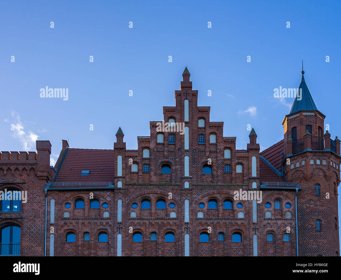 Storica architettura anseatica nel porto di Stralsund, Mecklenburg-Pomerania, Germania. Foto Stock
