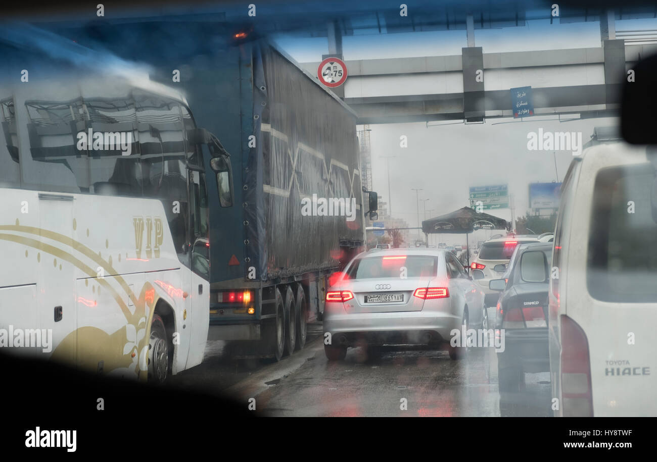 Blocco stradale, checkpoint durante l'inserimento di Damasco. Siria, inizio 2017 Foto Stock