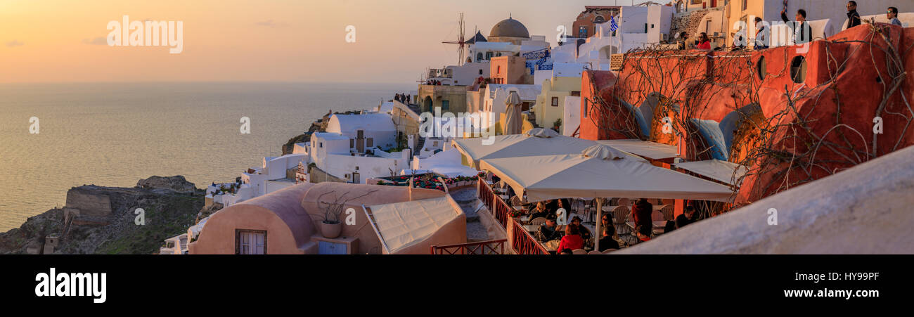 Santorini al tramonto, Grecia Foto Stock
