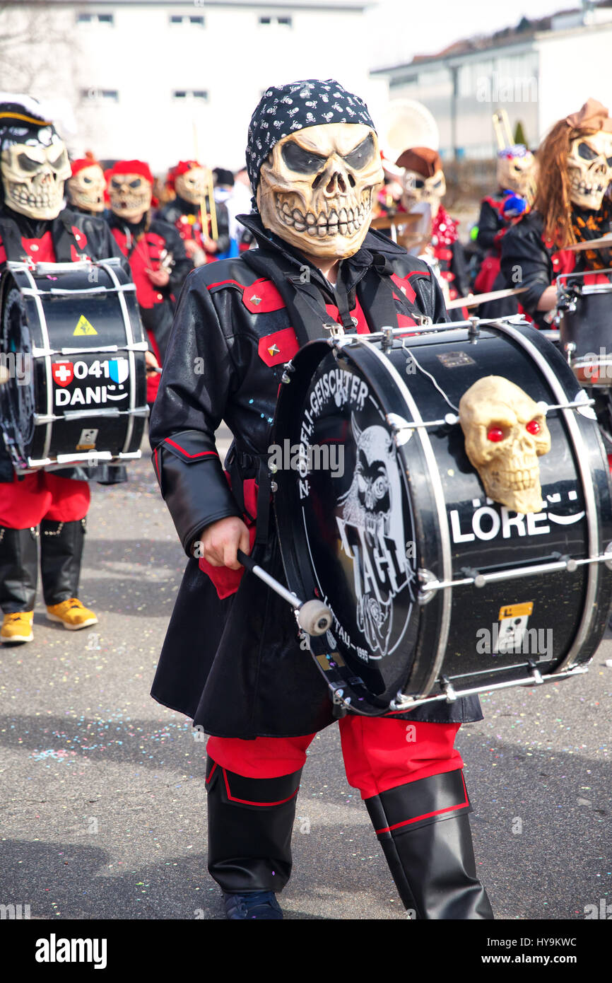 Carnevale tradizionale sfilata di maschere di carnevale di Lucerna, Svizzera. Foto Stock