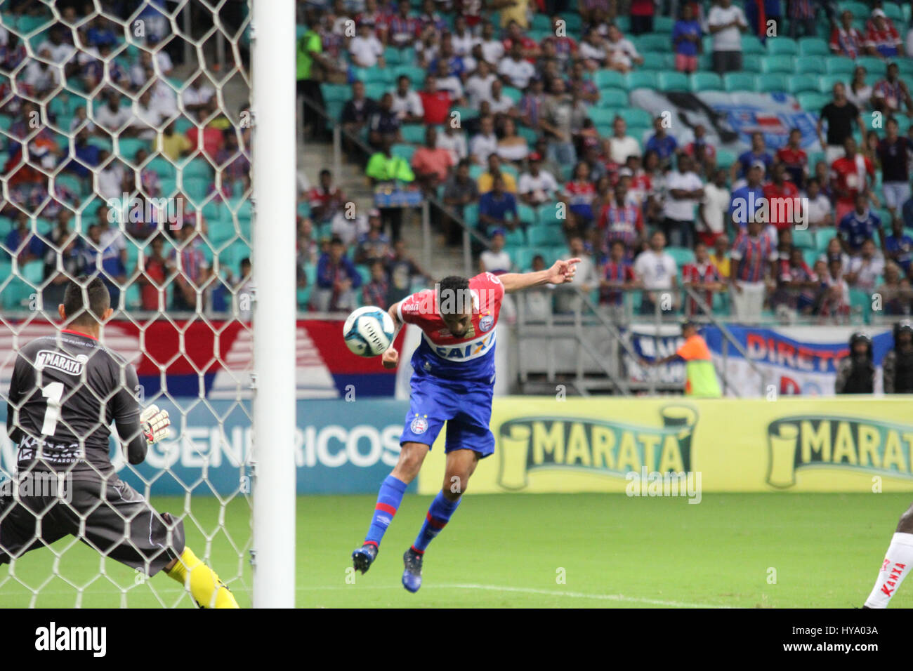 Salvador, Brasile. 02Apr, 2017. Obiettivo del vuoto Bahia Hernane player durante la Bahia x Sergipe eseguita questa Domenica (02) Arena nuova fonte in Salvador, BA. Credito: Tiago Caldas/FotoArena/Alamy Live News Foto Stock