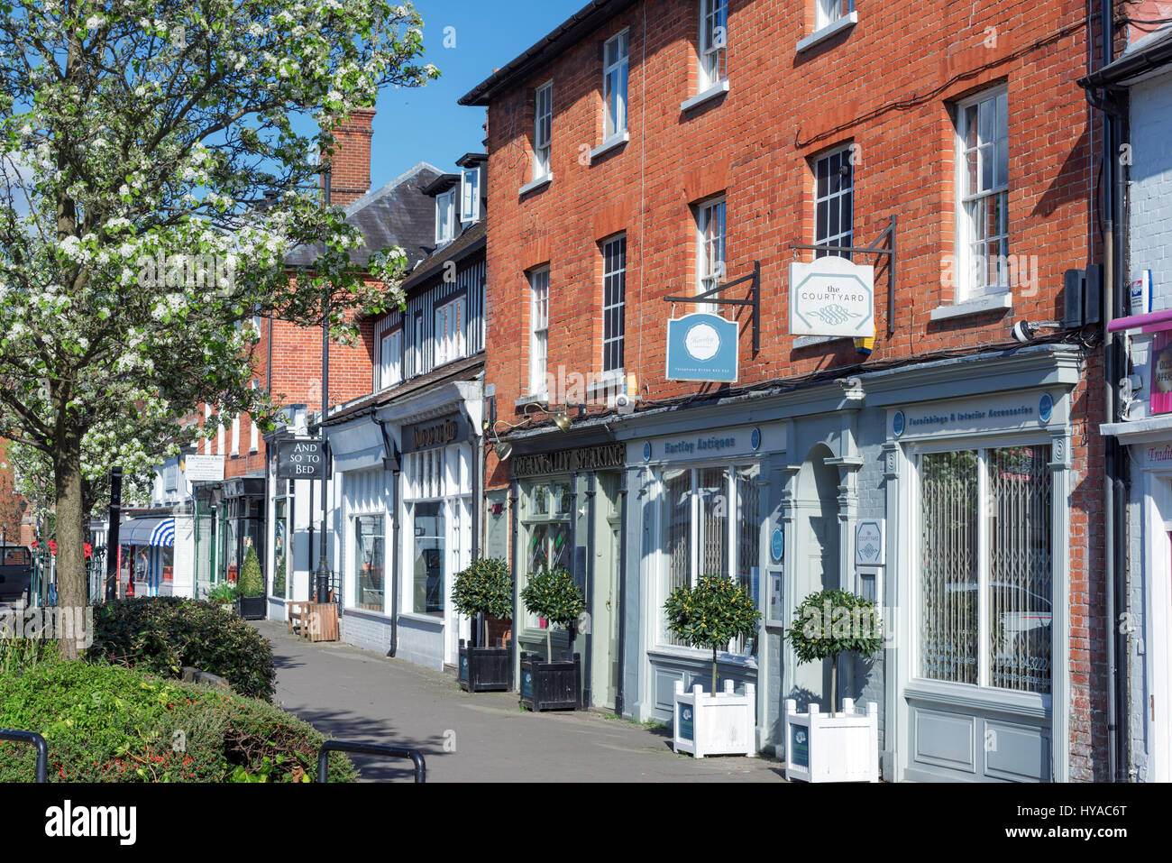 Il pittoresco villaggio di Hartley Witney nel distretto di Hart, Regno Unito Foto Stock