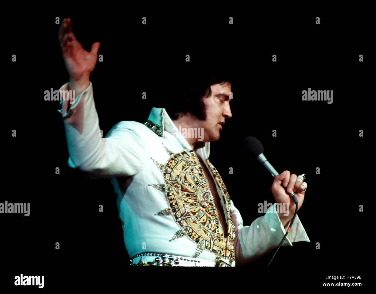 Elvis Presley in concerto a Providence Civic Center il 23 maggio 1977 Foto Stock