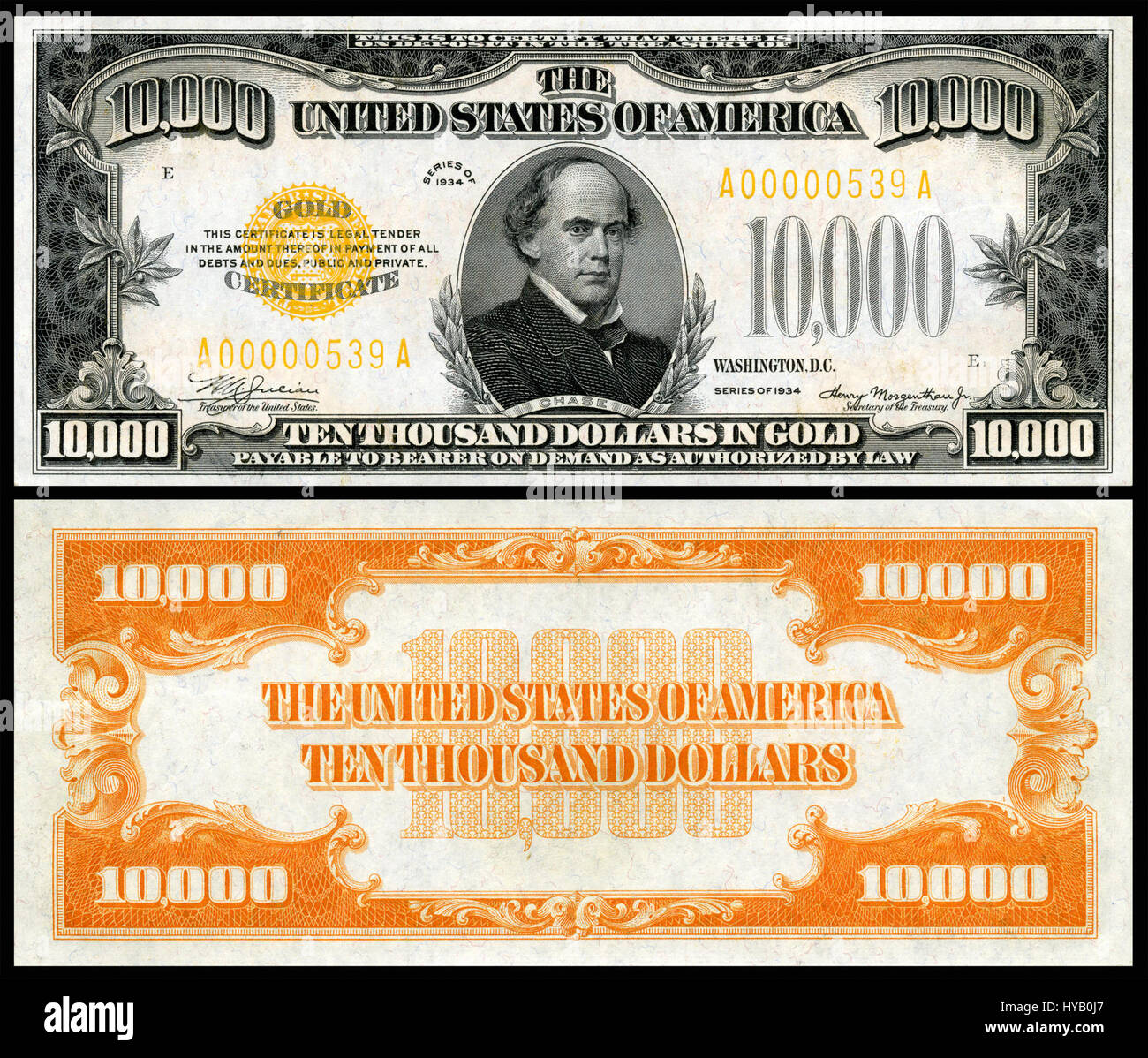 Il certificato d'oro da 10.000 dollari USA (serie 1934) è un raro pezzo di valuta emesso dal Tesoro degli Stati Uniti durante la grande depressione. Questo particolare certificato, con numero di serie P. 2412, presenta un ritratto di Salmon P. Chase, Segretario al Tesoro sotto il presidente Abraham Lincoln. Si tratta di un importante artefatto storico del periodo, che riflette la politica monetaria e le condizioni finanziarie dell'epoca. Foto Stock