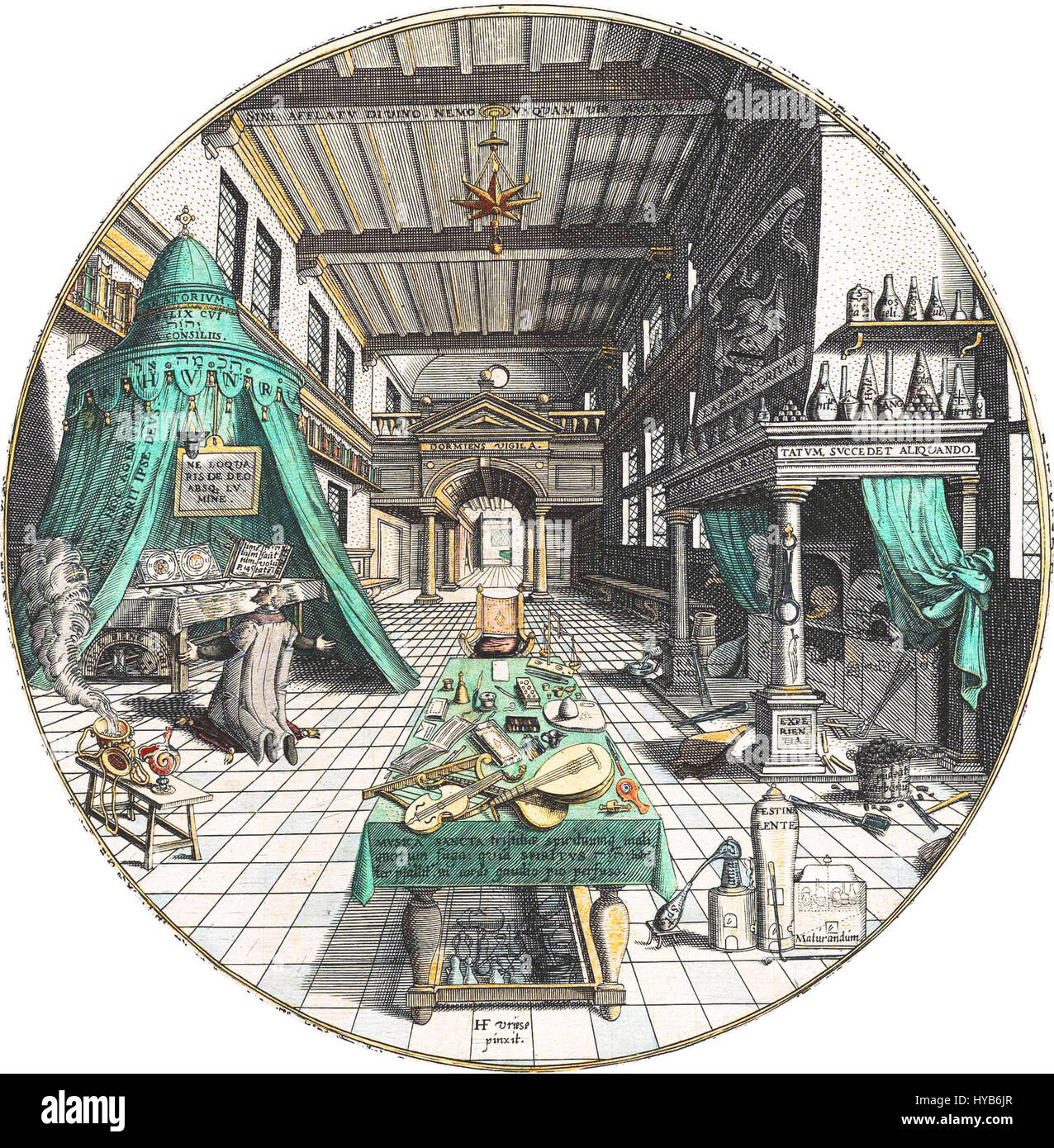 L'Amphitheatrum sapientiae aeternae di Heinrich Khunrath è un'incisione del 1595 che raffigura il laboratorio di un alchimista. Il lavoro fonde scienza e misticismo, offrendo una visione delle pratiche alchemiche e della conoscenza esoterica del tempo. Foto Stock