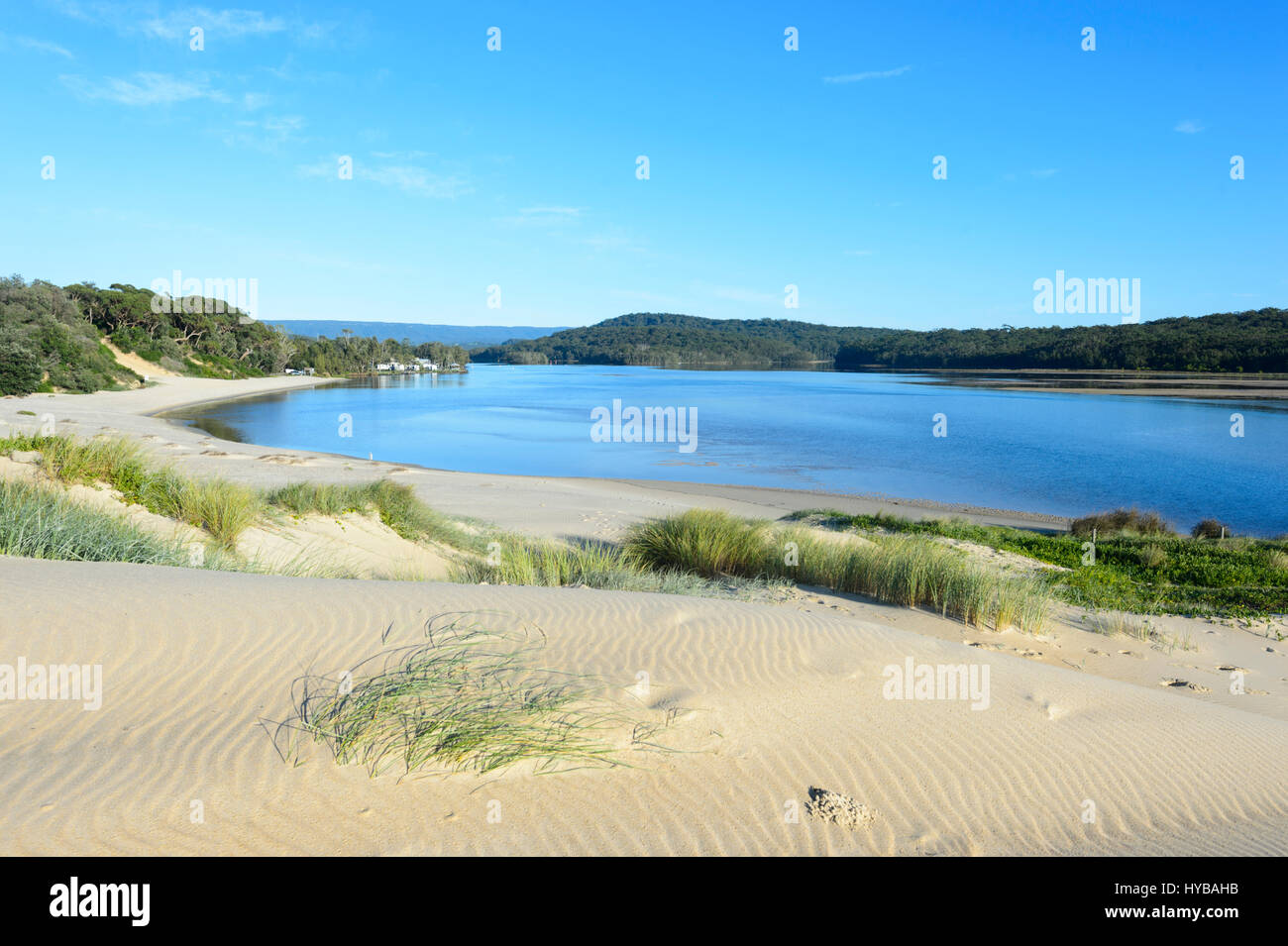 Vista pittoresca del Lago Conjola e le sue dune di sabbia, Shoalhaven, South Coast, Nuovo Galles del Sud, NSW, Australia Foto Stock