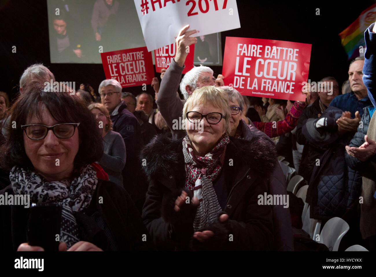 Brest.Francia.1 Marzo 2017.Partito socialista francese candidato presidenziale,Benoit Hamon,offre un discorso durante una riunione pubblica a Brest ,Brittany Foto Stock