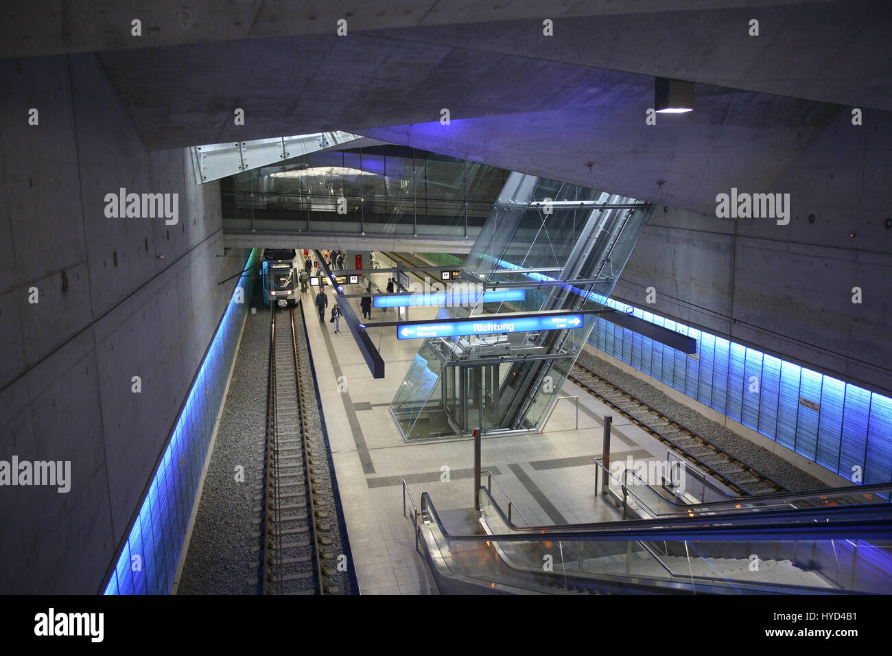 DEU, la Germania, la zona della Ruhr, Bochum, stazione metropolitana Rathaus-Sued, town hall sud. Foto Stock