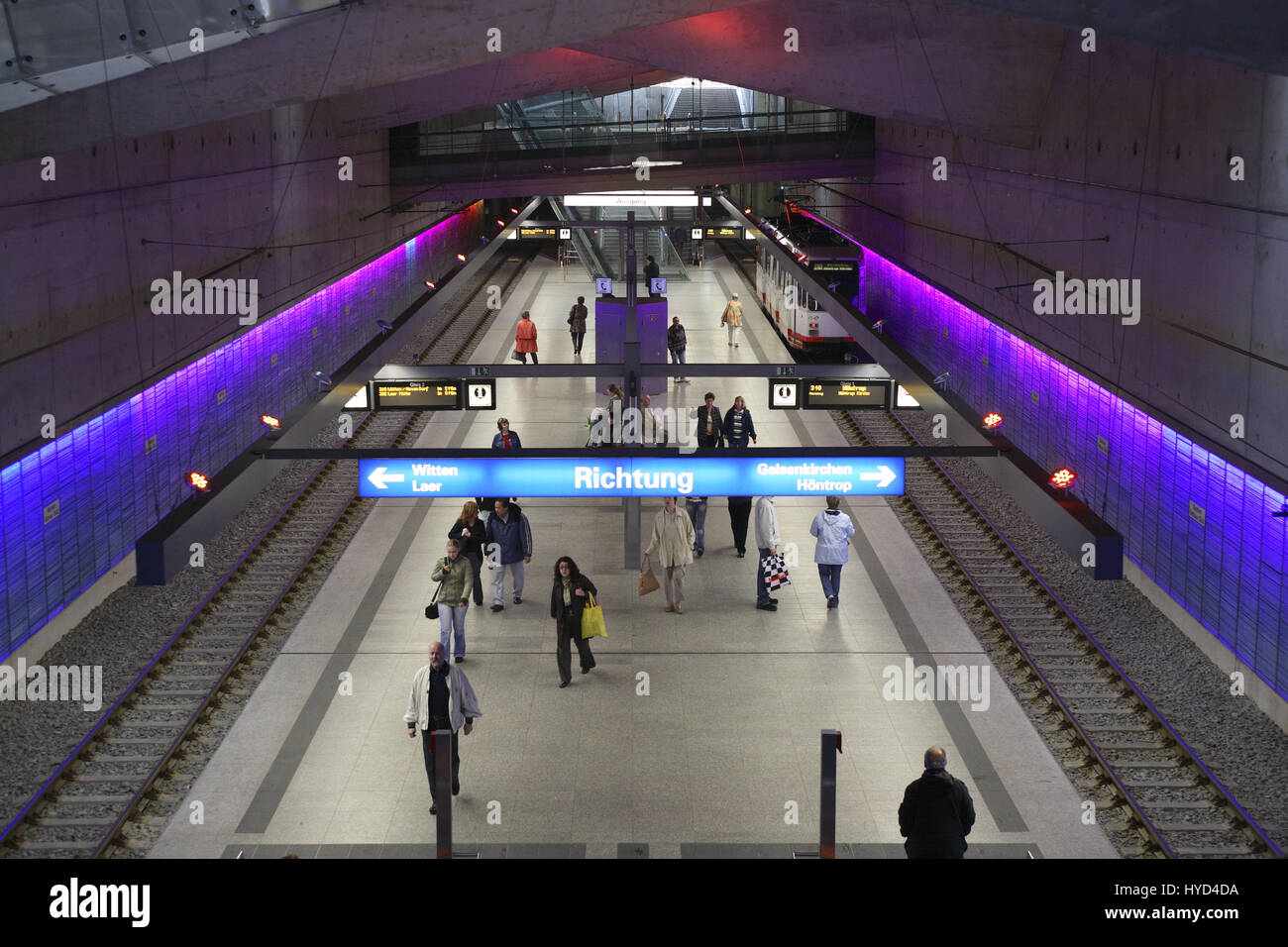 DEU, la Germania, la zona della Ruhr, Bochum, stazione metropolitana Rathaus-Sued, town hall sud. Foto Stock
