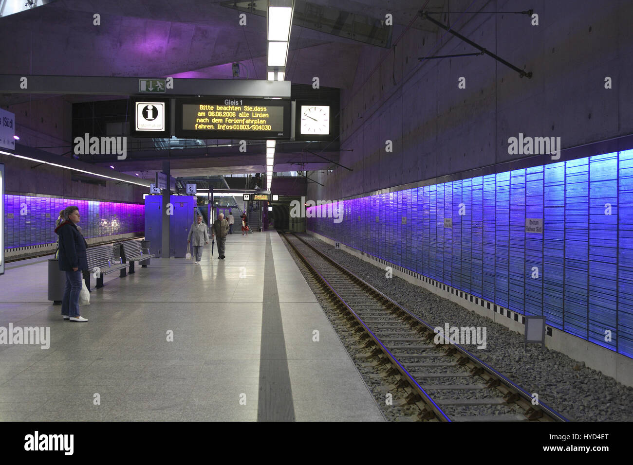 DEU, la Germania, la zona della Ruhr, Bochum, stazione metropolitana Rathaus-Sued, town hall sud. Foto Stock