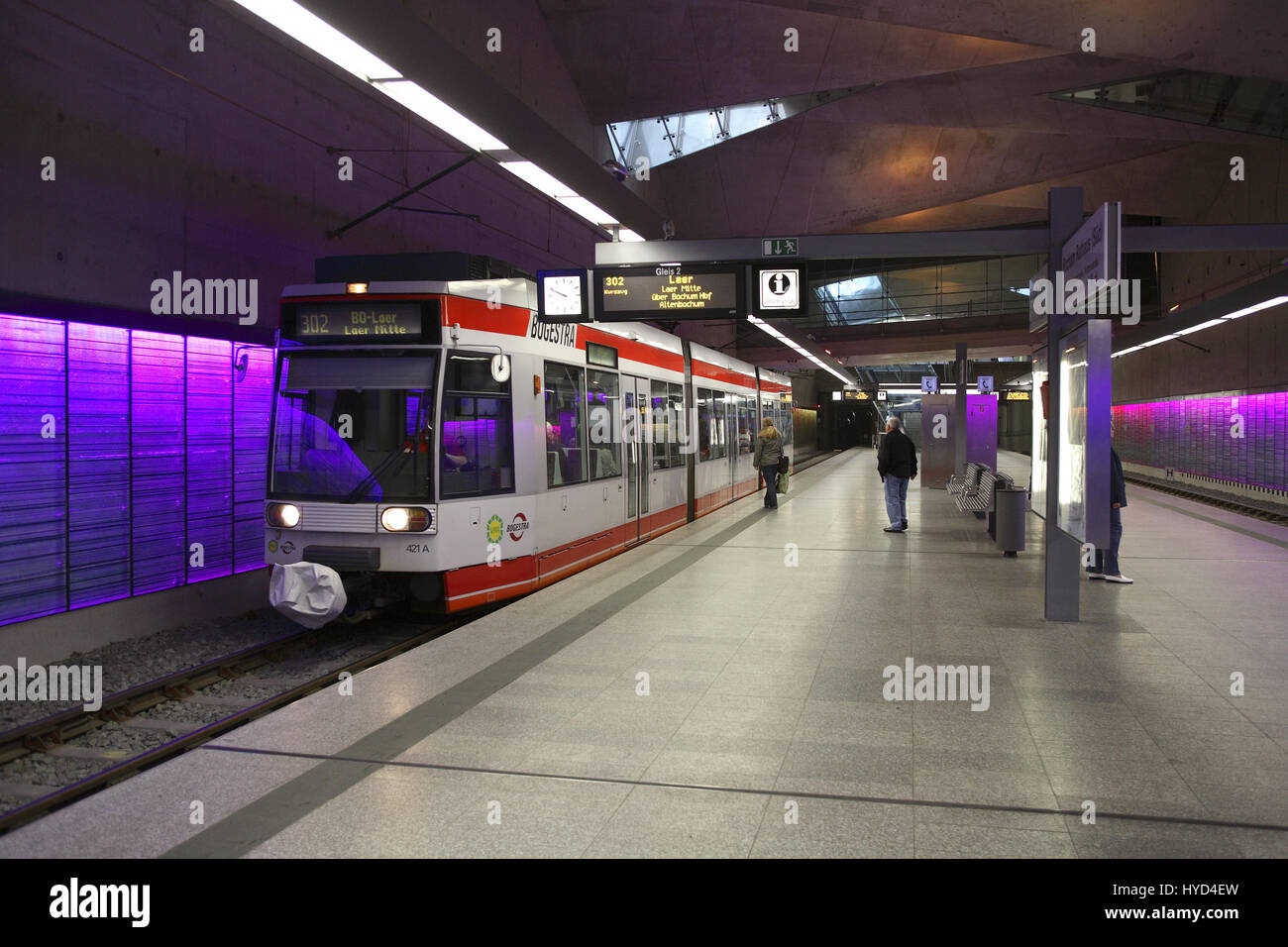 DEU, la Germania, la zona della Ruhr, Bochum, stazione metropolitana Rathaus-Sued, town hall sud. Foto Stock