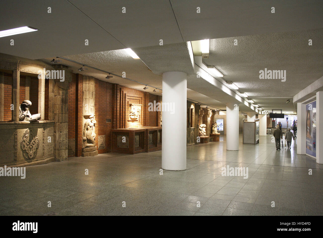 DEU, la Germania, la zona della Ruhr, Bochum, stazione metropolitana Rathaus-Sued, town hall sud. Foto Stock