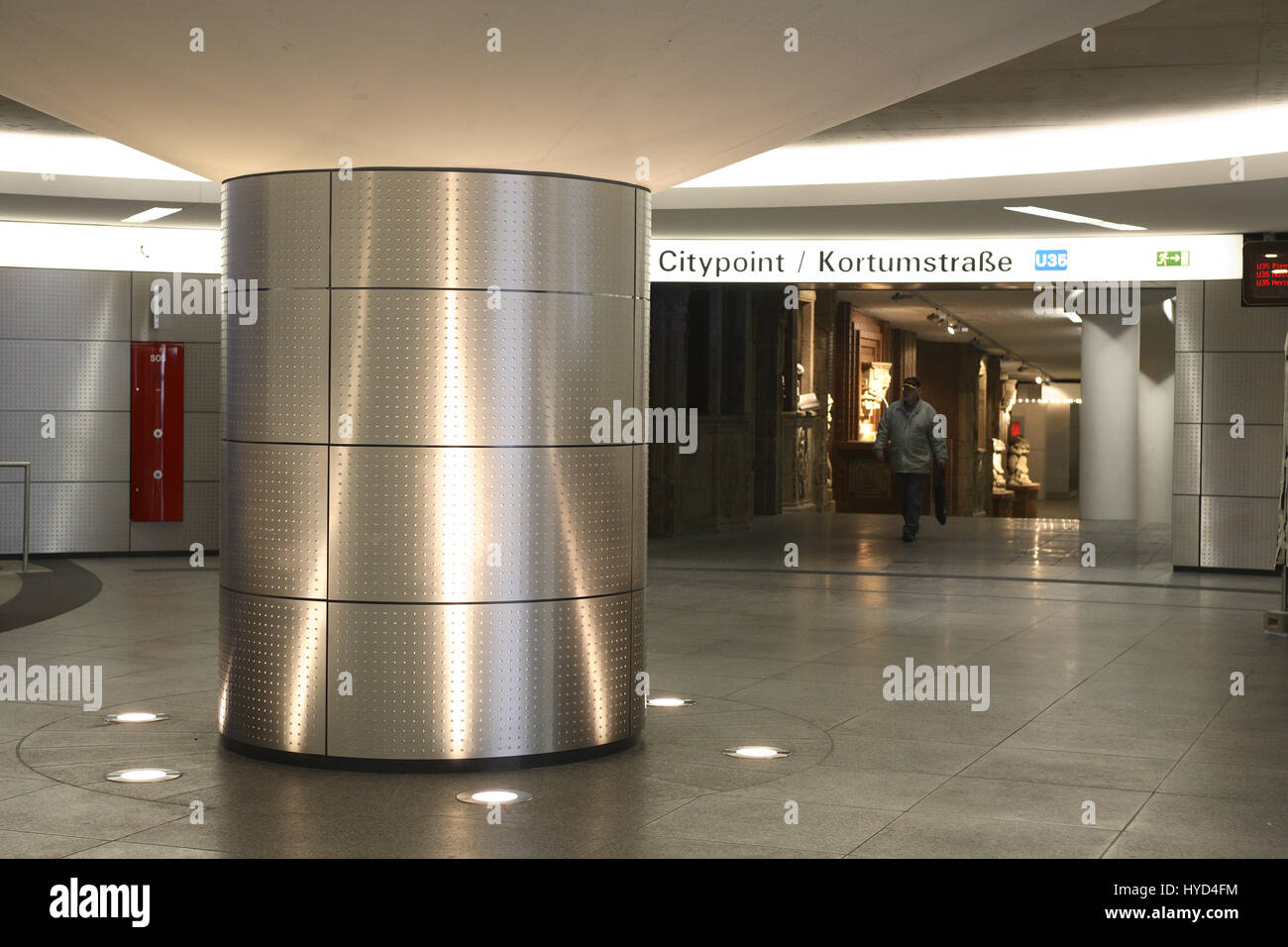 DEU, la Germania, la zona della Ruhr, Bochum, stazione metropolitana Rathaus-Sued, town hall sud. Foto Stock