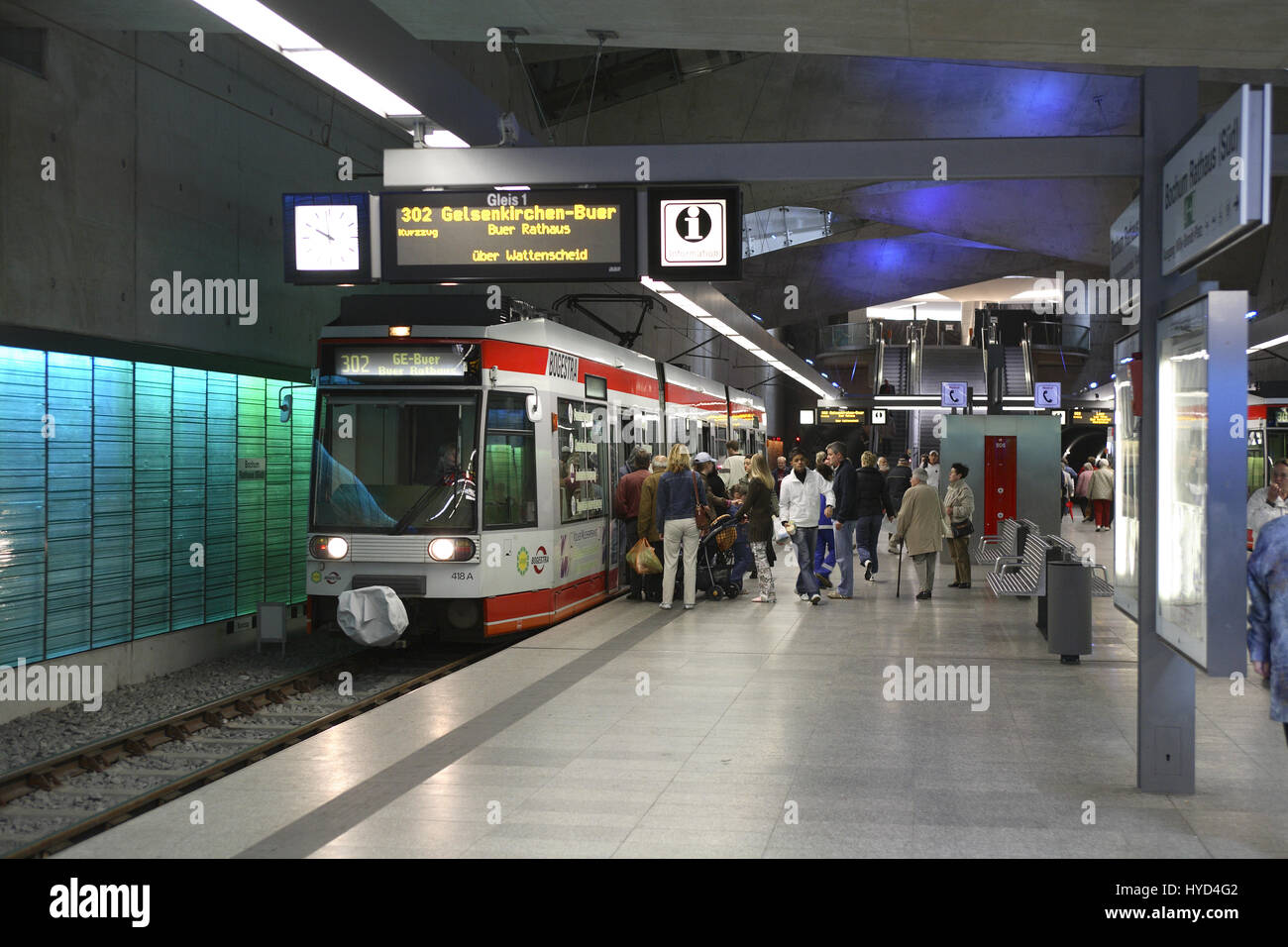 DEU, la Germania, la zona della Ruhr, Bochum, stazione metropolitana Rathaus-Sued, town hall sud. Foto Stock