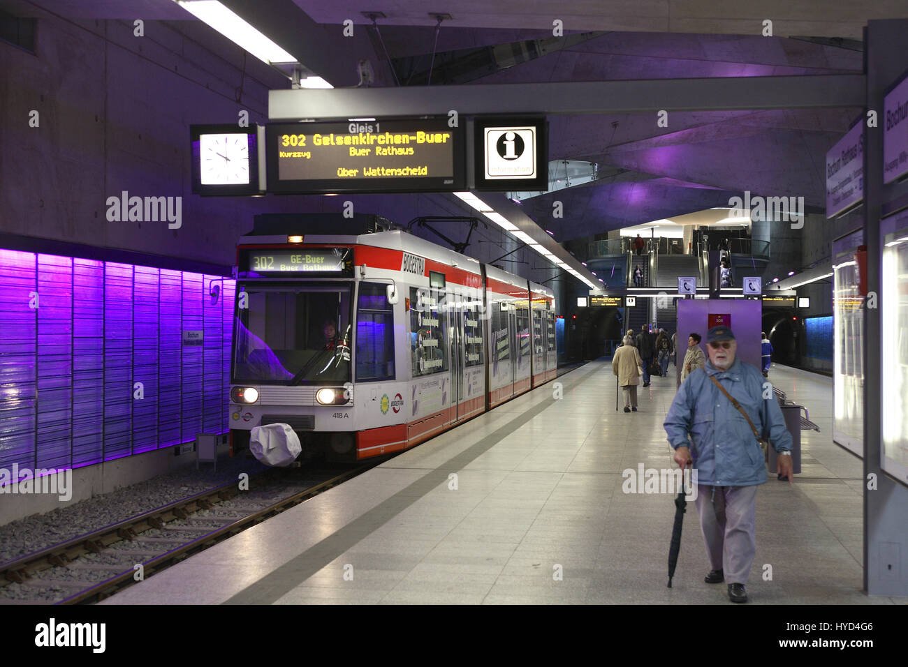 DEU, la Germania, la zona della Ruhr, Bochum, stazione metropolitana Rathaus-Sued, town hall sud. Foto Stock