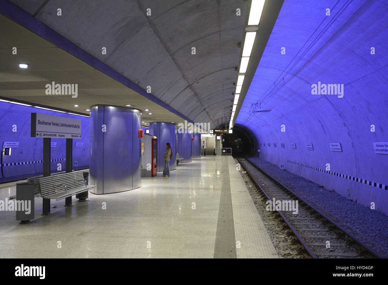 DEU, la Germania, la zona della Ruhr, Bochum, stazione metropolitana Bochumer Verein Jahrhunderthalle. Foto Stock